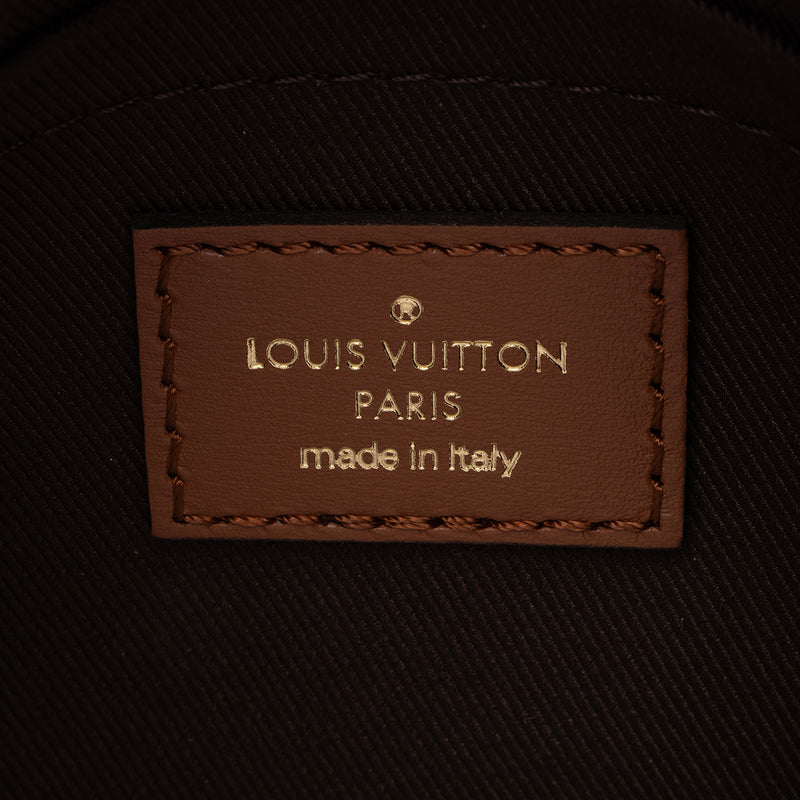Christian Louboutin Leather Pochette (SHF-OuS1BI)
