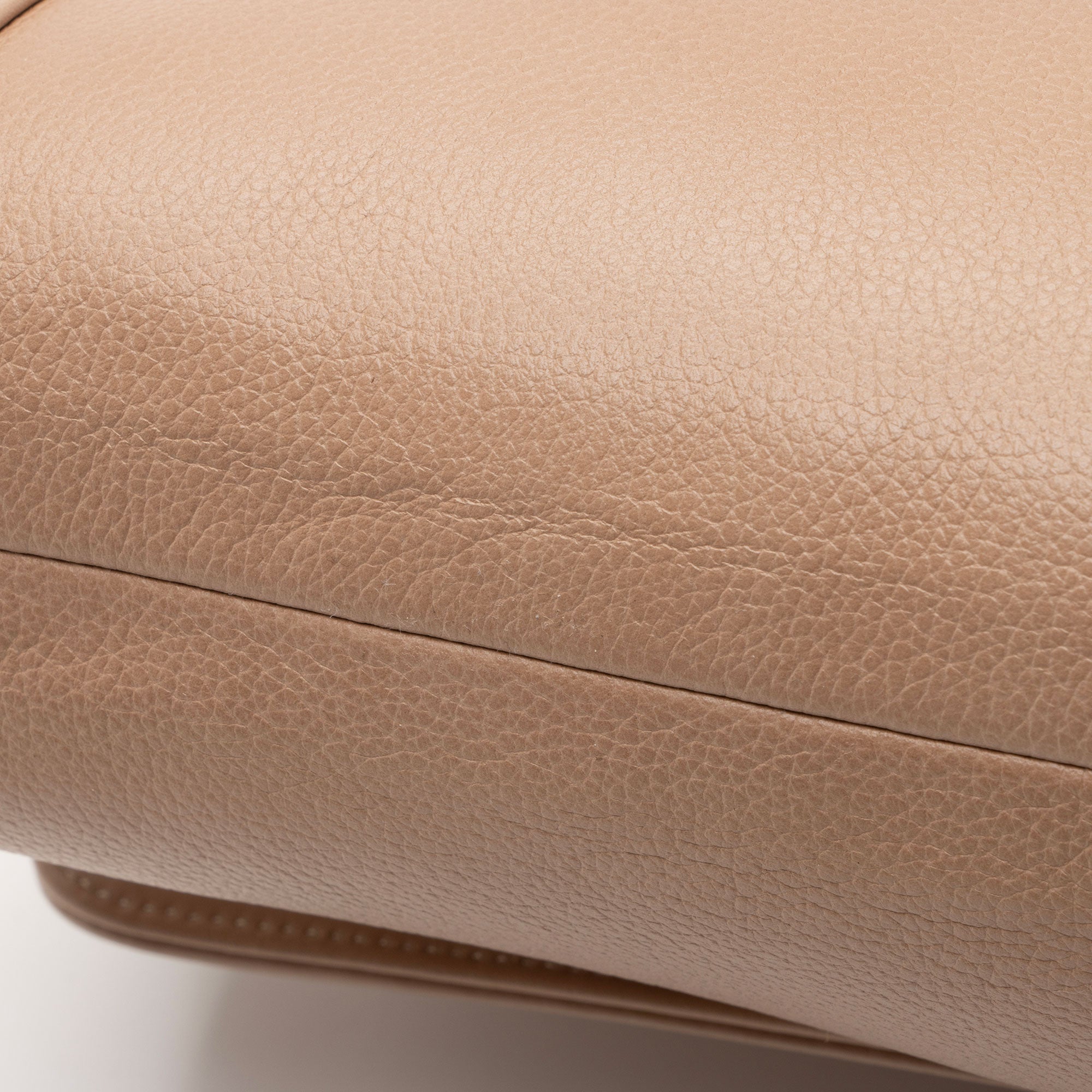 Christian Louboutin Leather Sweet Charity Medium Shoulder Bag (SHF-NezSLu)
