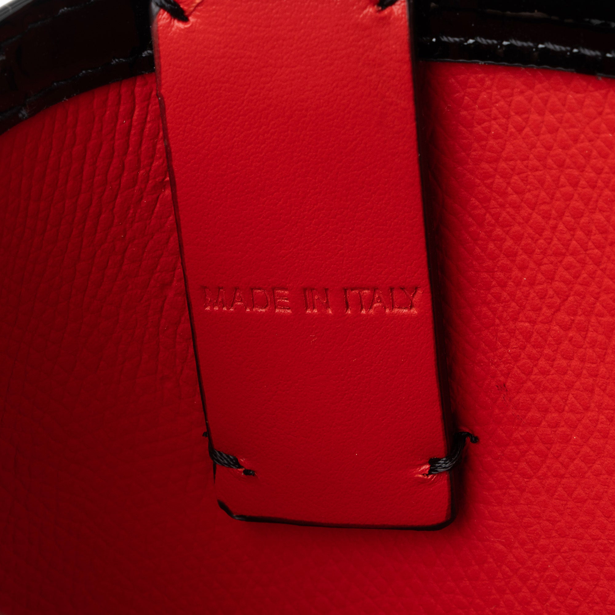 Christian Louboutin Patent Leather Cabata Mini Tote (SHF-JPmRvx)