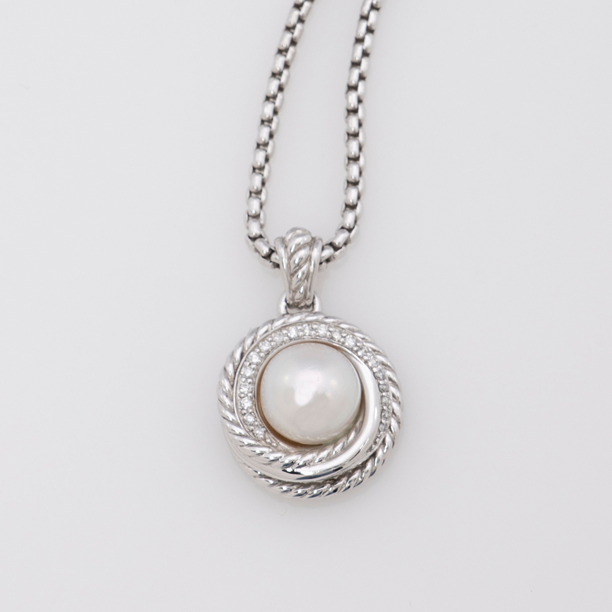 David Yurman Sterling Silver Diamond Pearl Crossover Necklace (SHF-qpuUou)