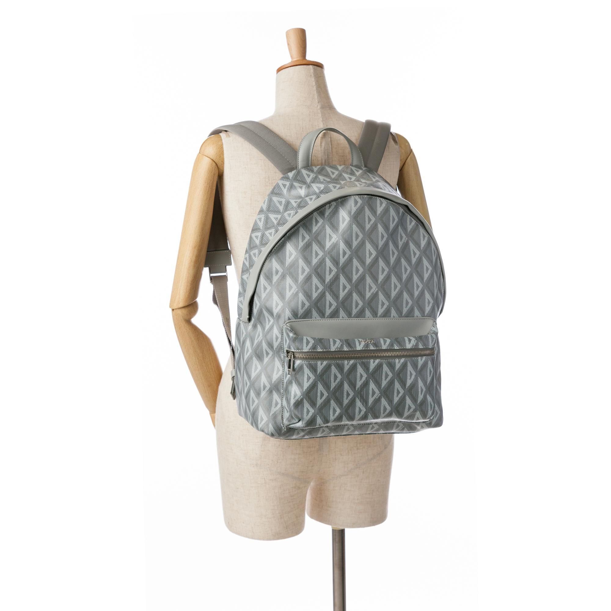 Dior CD Diamond Rider Zipped Backpack (SHG-MV8U3H)
