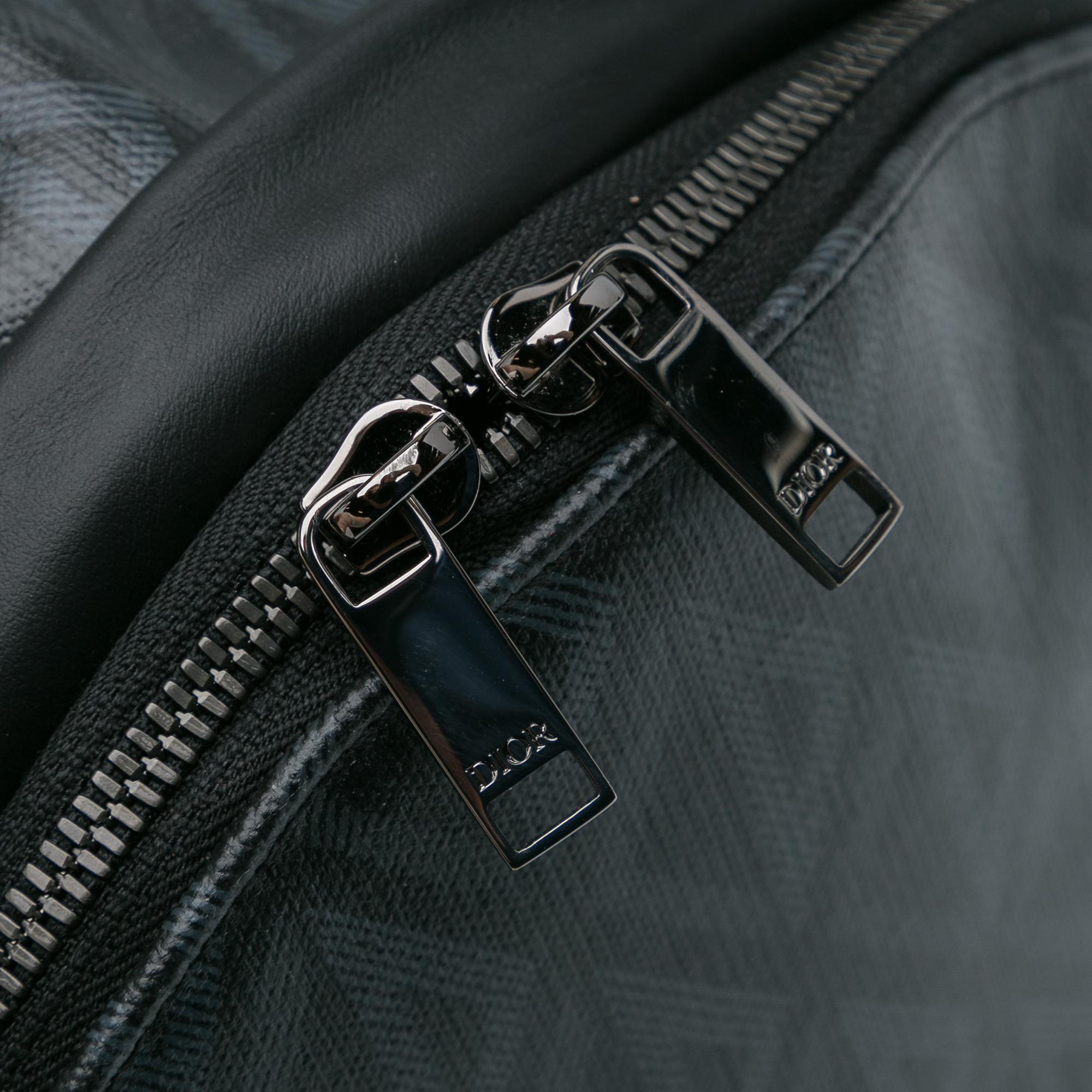 Dior CD Diamond Rider Zipped Backpack (SHG-PZMQFw)