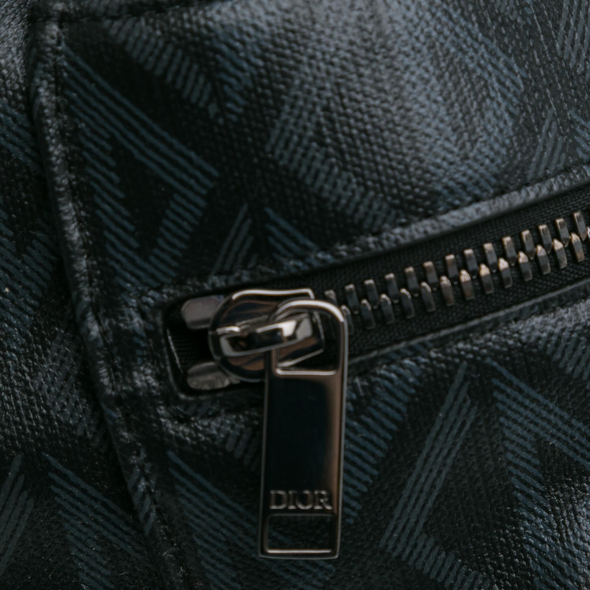 Dior CD Diamond Rider Zipped Backpack (SHG-PZMQFw)