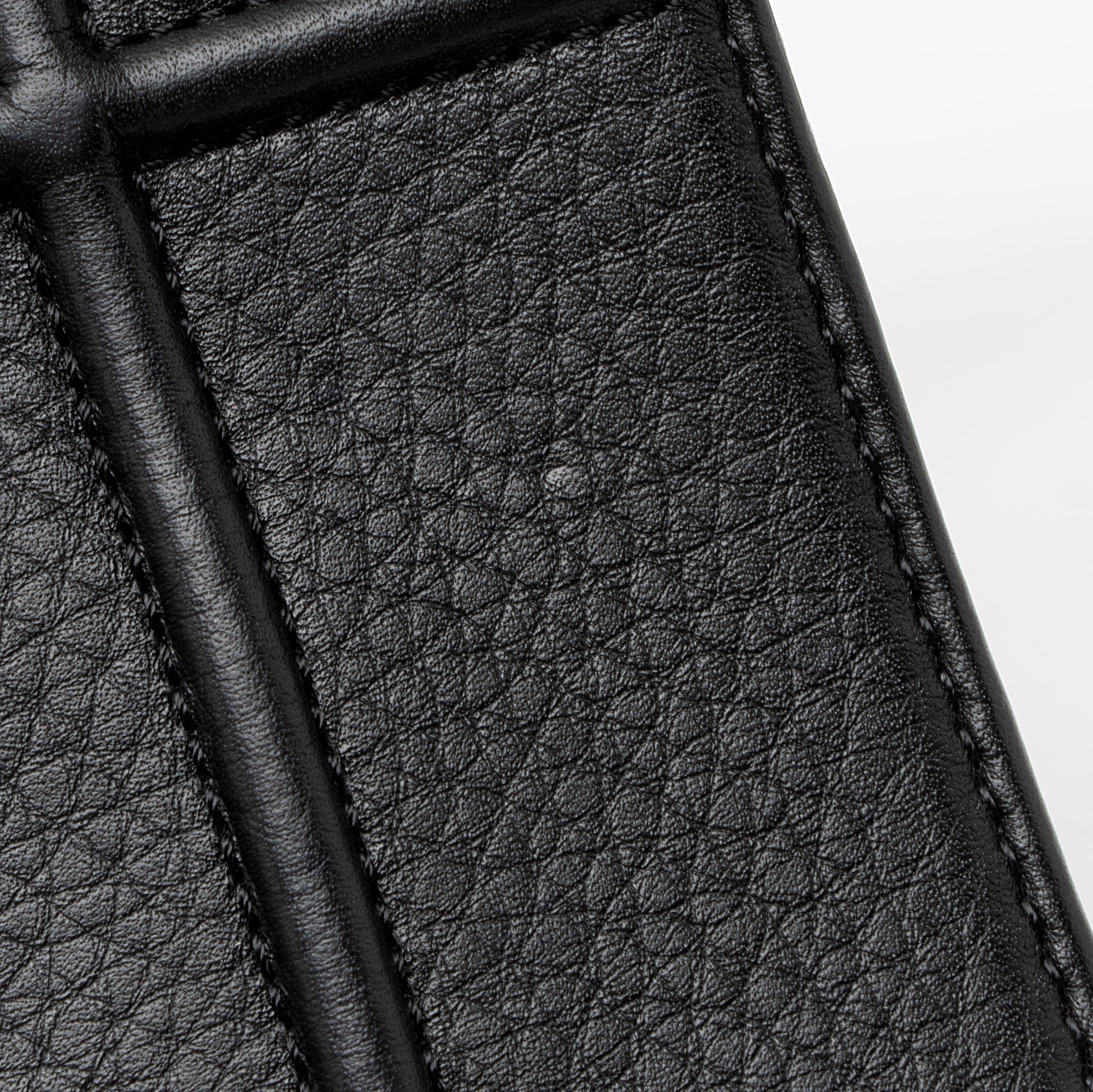 Dior Grained Leather Diorama Medium Shoulder Bag
