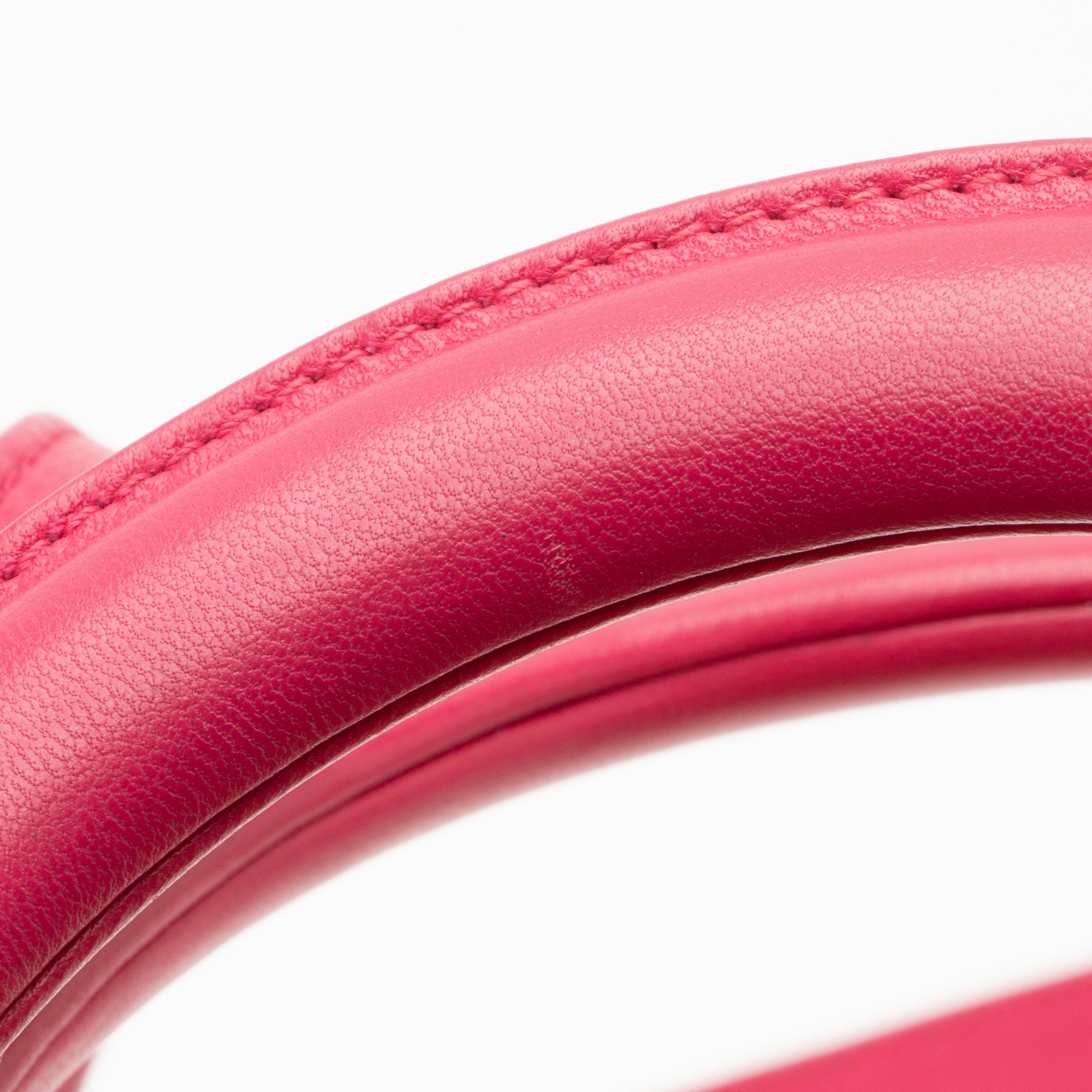 Dior Lambskin Lady Dior Medium Tote (SHF-i1fx7x)