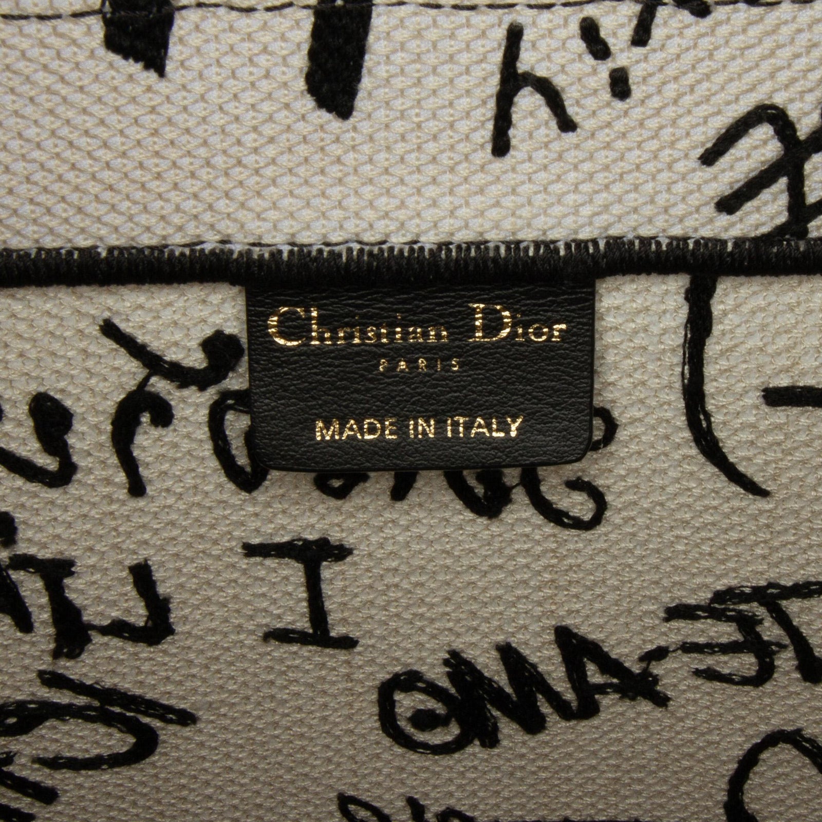 Small dior book tote with dioramour graffiti outlet