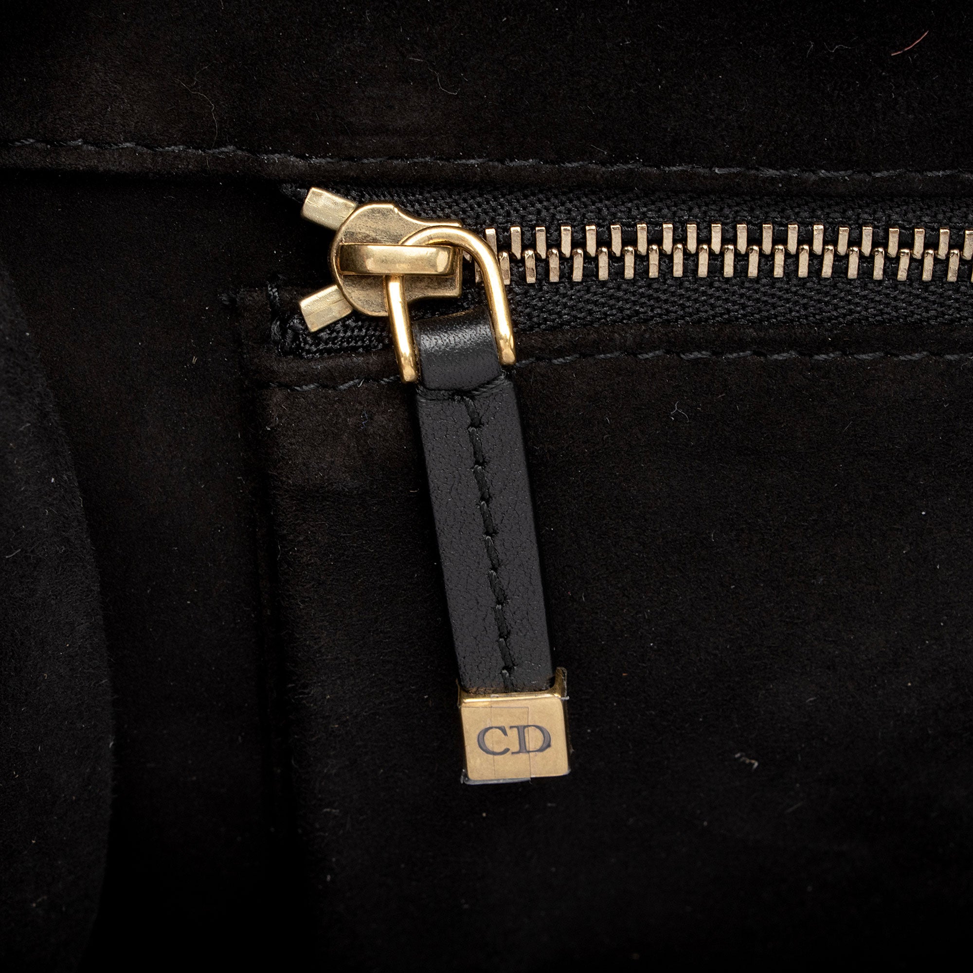 Dior Leather Dioraddict Top Handle (SHF-pL8o3v)