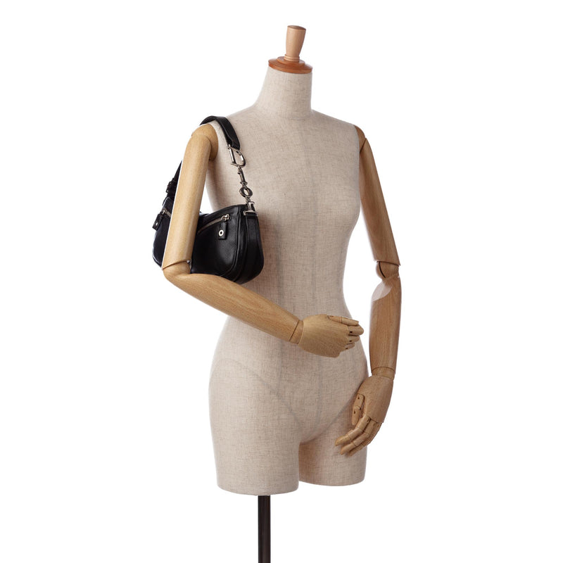 Dior Leather Logo Charm Shoulder Bag (SHG-fMfLrB)