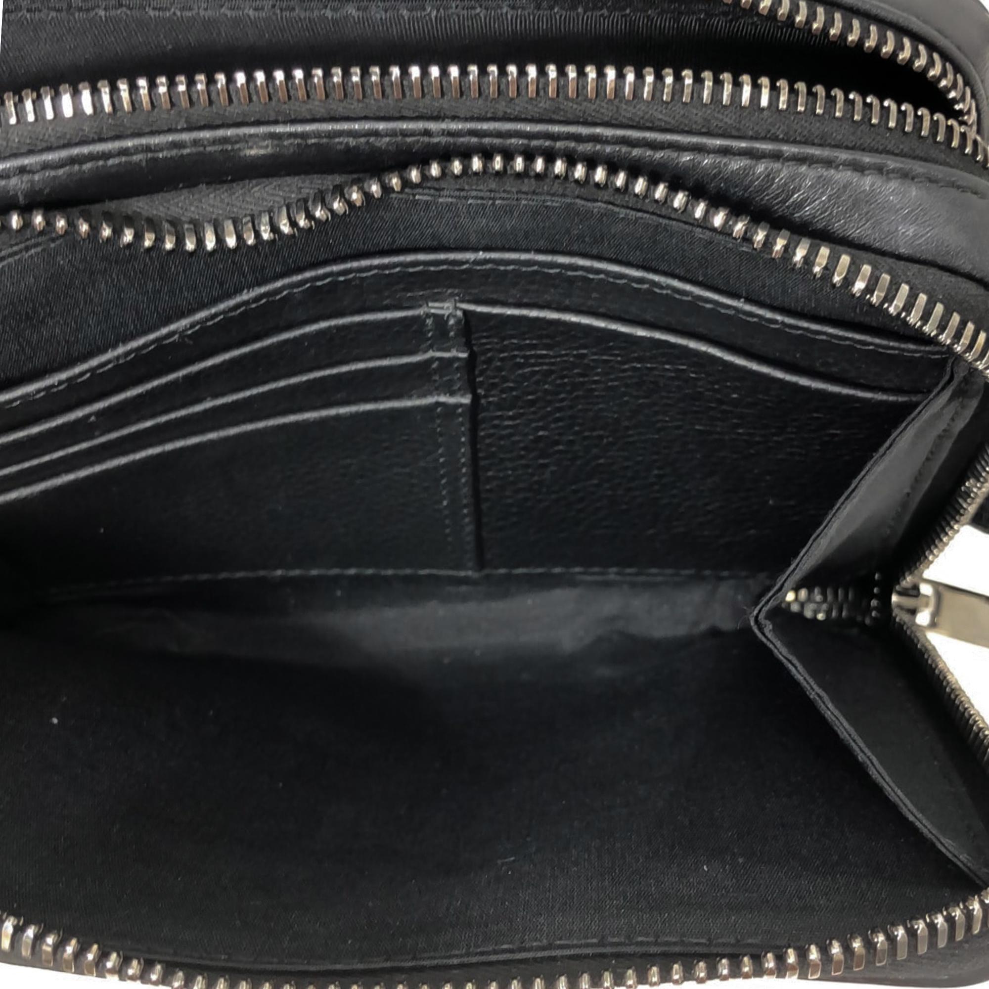 Dior Leather Pouch with Strap (SHG-NrWRMW)