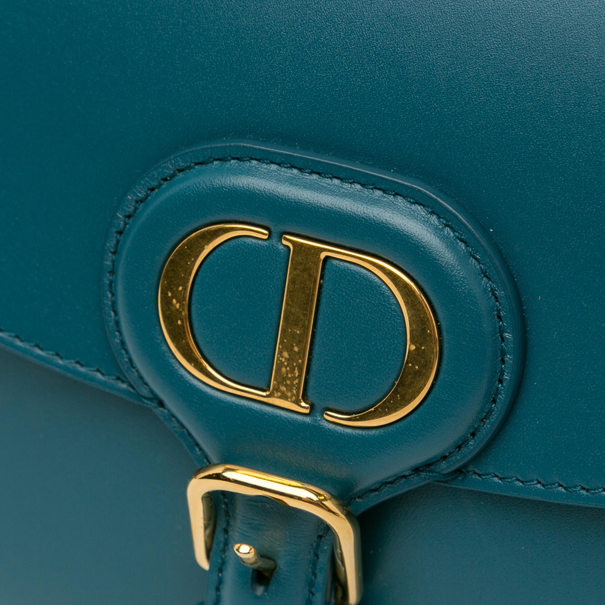 Dior Medium Bobby Crossbody Bag (SHG-IPSd4R)