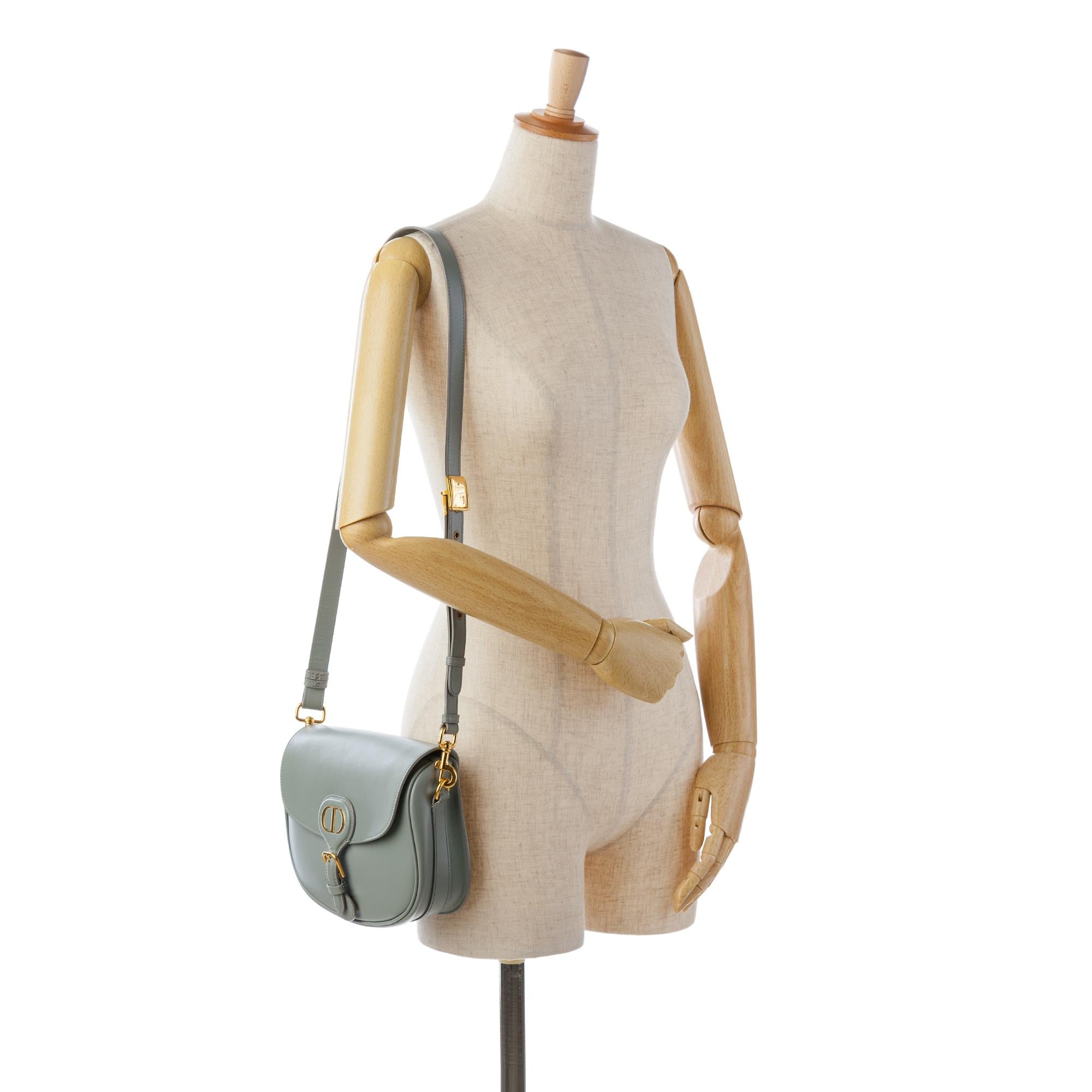 Dior Medium Bobby Crossbody Bag (SHG-ZHEGdX)