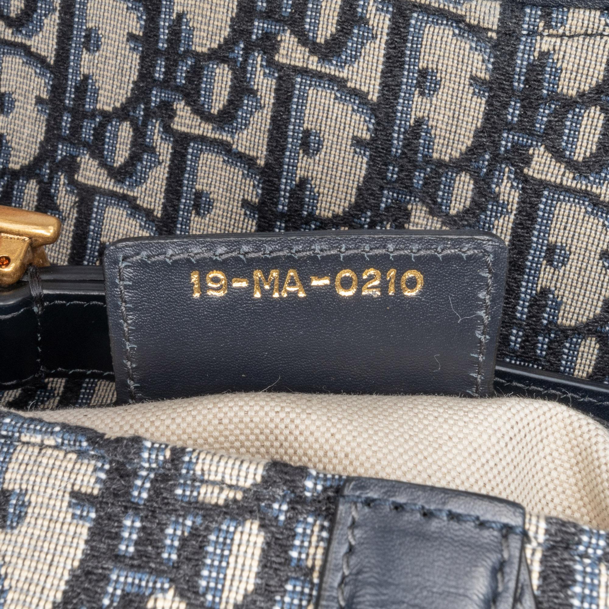 Dior Medium Oblique Saddle (SHG-Z5YalW)