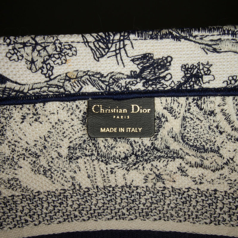 Dior Medium Toile de Jouy Book Tote (SHG-gY64Wb)