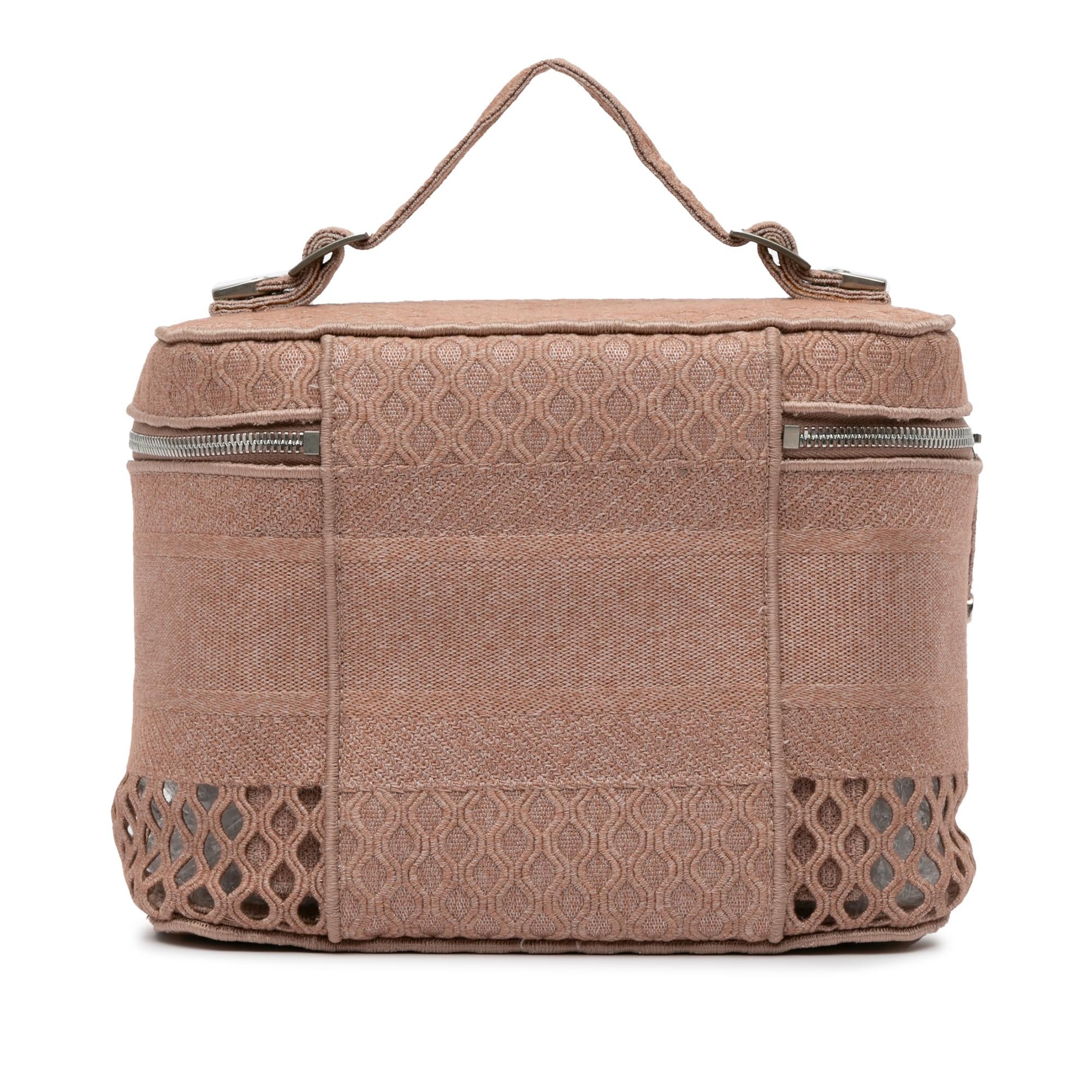 Dior Mesh Embroidered Diortravel Vanity Case (SHG-ZIb5i9)