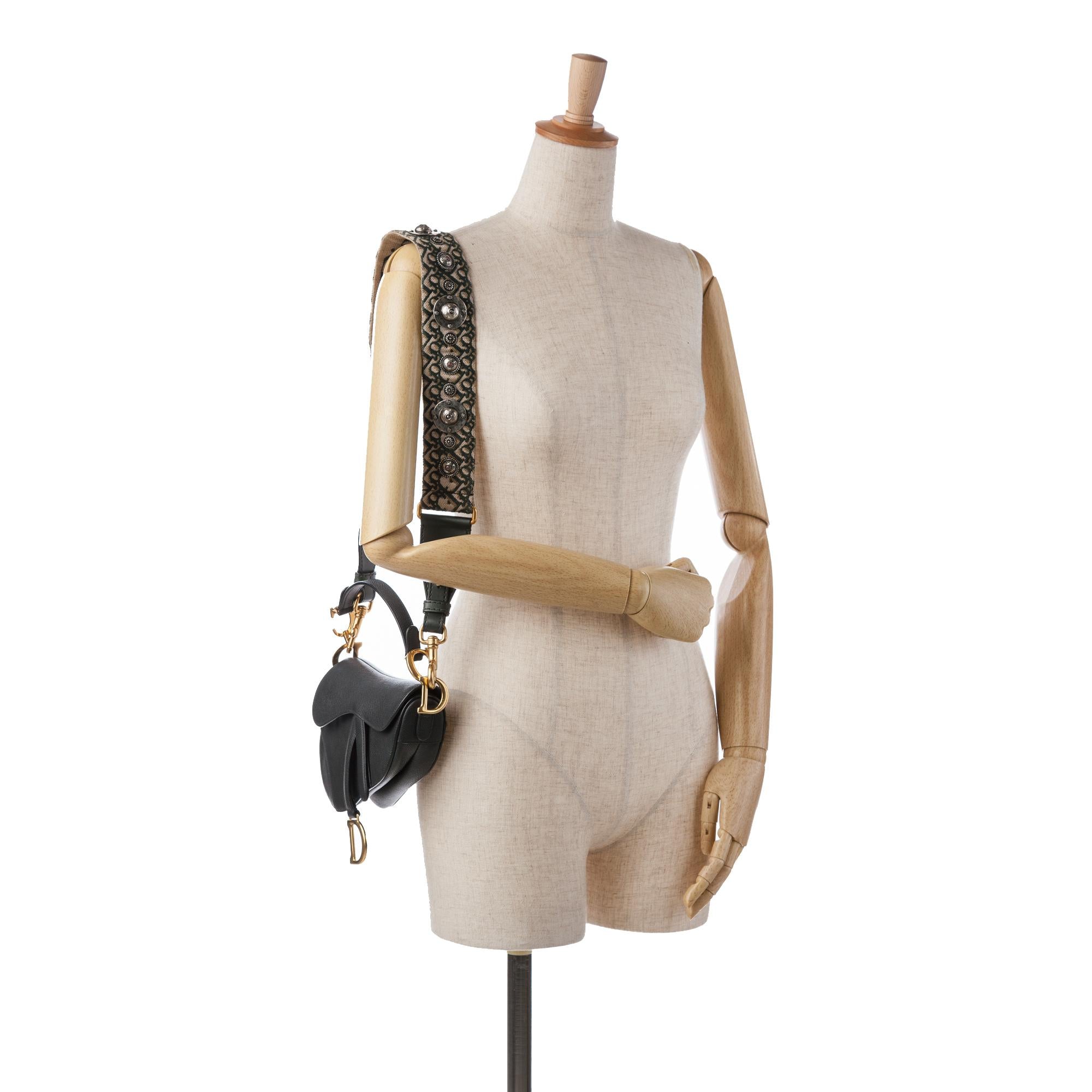 Dior Mini Leather Saddle Bag (SHG-KUNT5m)