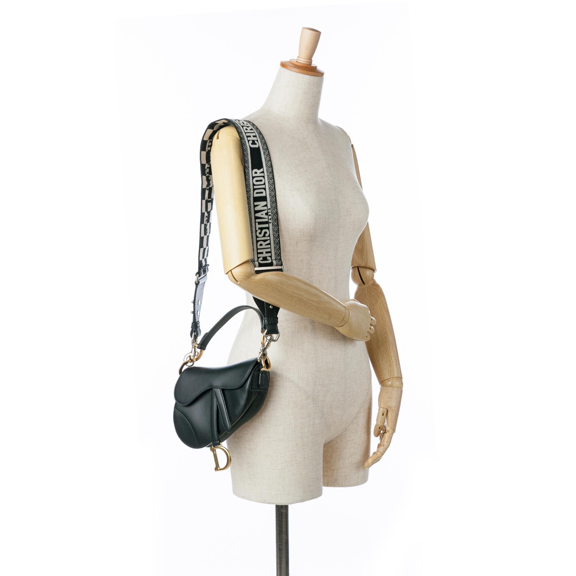 Dior Mini Leather Saddle Bag (SHG-vgQEIu)