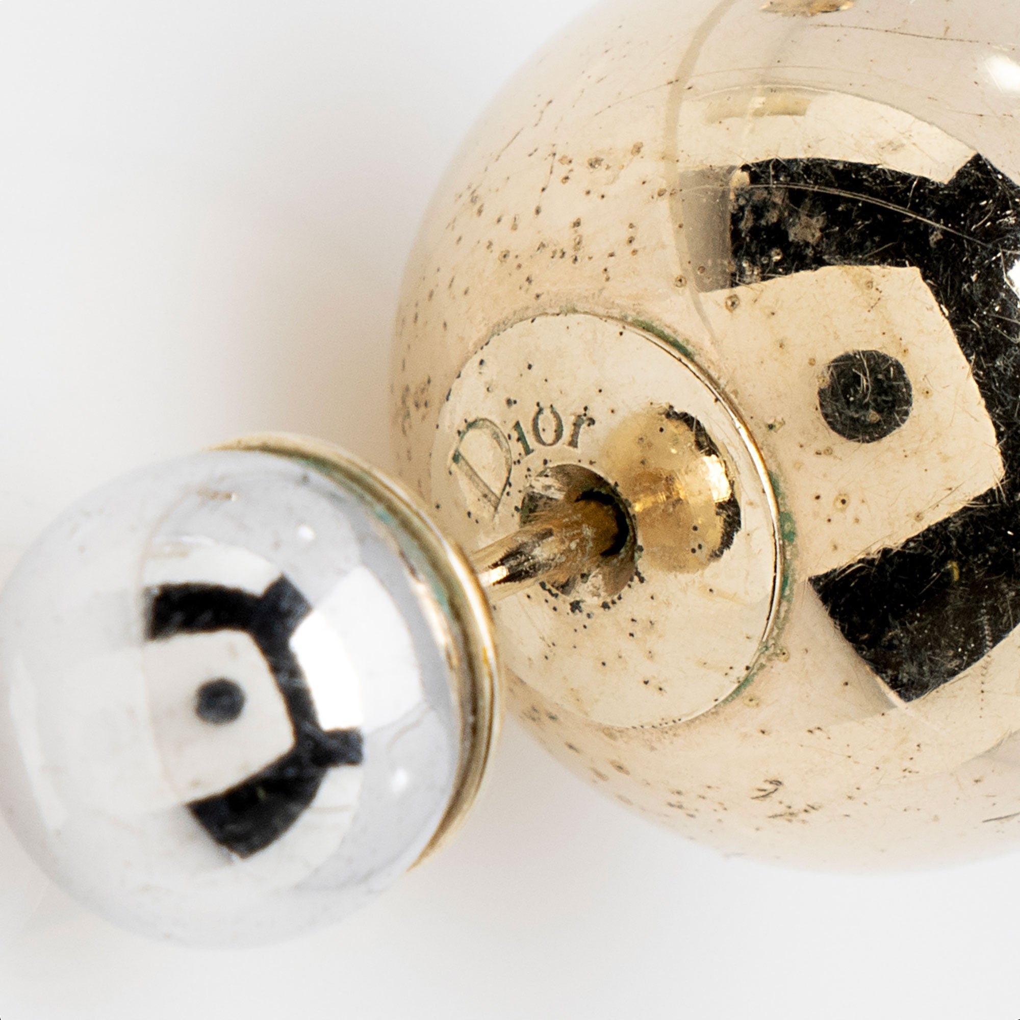 Dior Mise En Dior Tribale Earrings (SHF-XFAVdq)