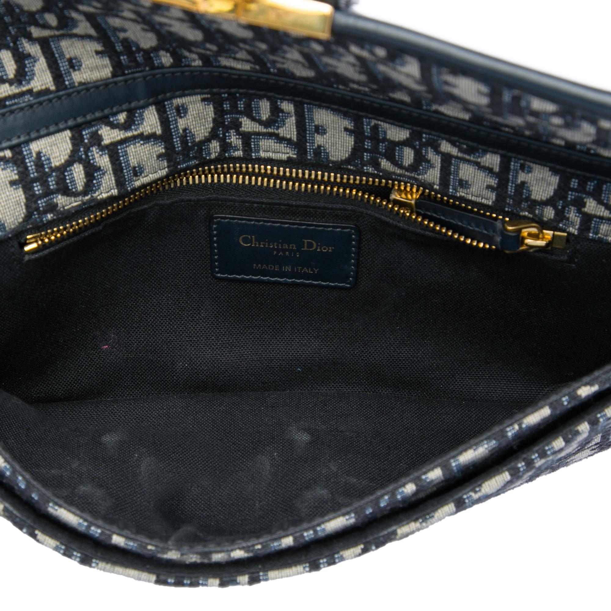 Dior Oblique Canvas 30 Montaigne Clutch With Chain