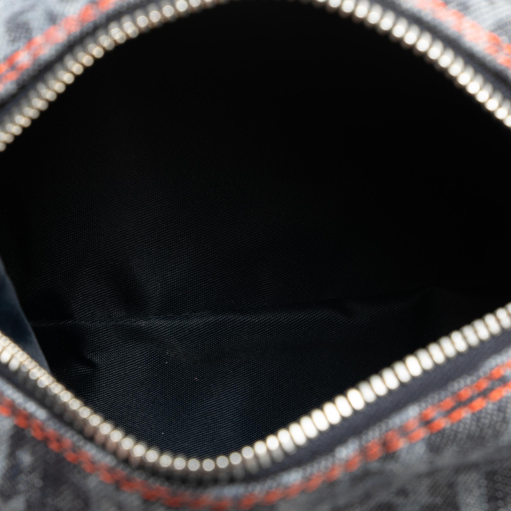 Dior Oblique Denim Flight Cosmetic Pouch (SHG-fnmNRW)