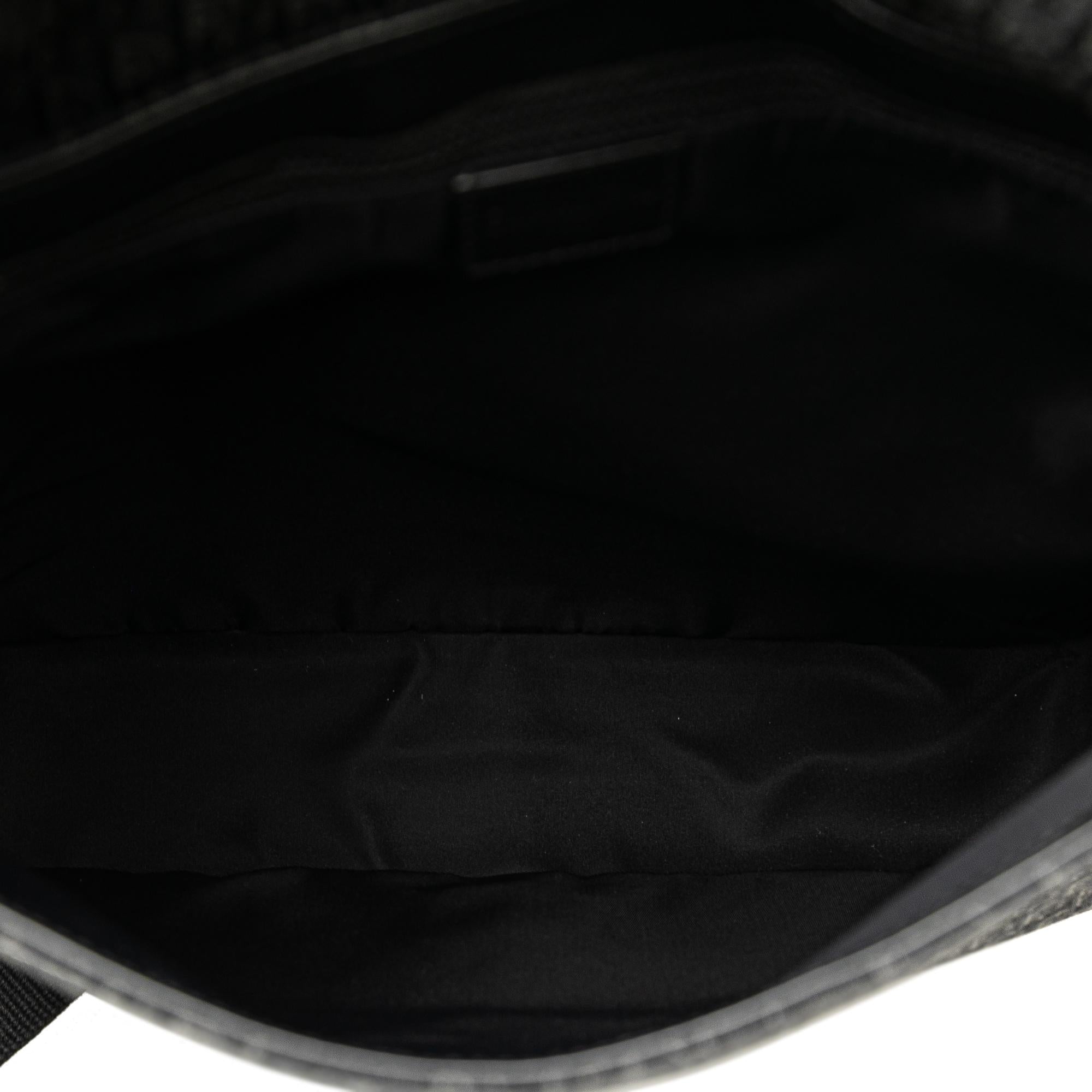 Dior Oblique Street Chic Crossbody