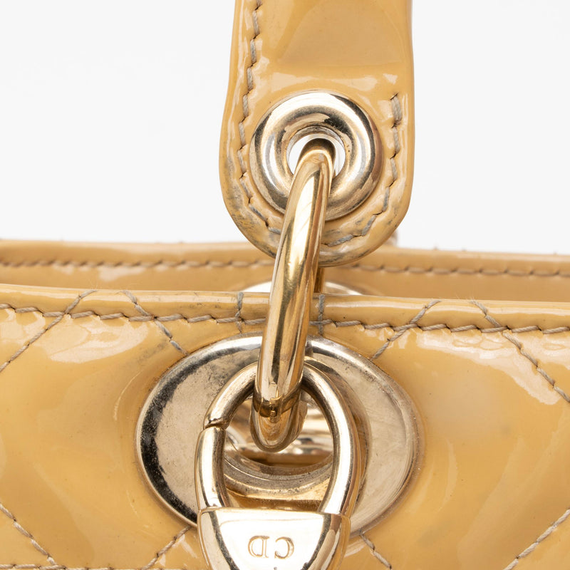Dior Patent Leather Lady Dior Medium Tote (SHF-l6Ix36)