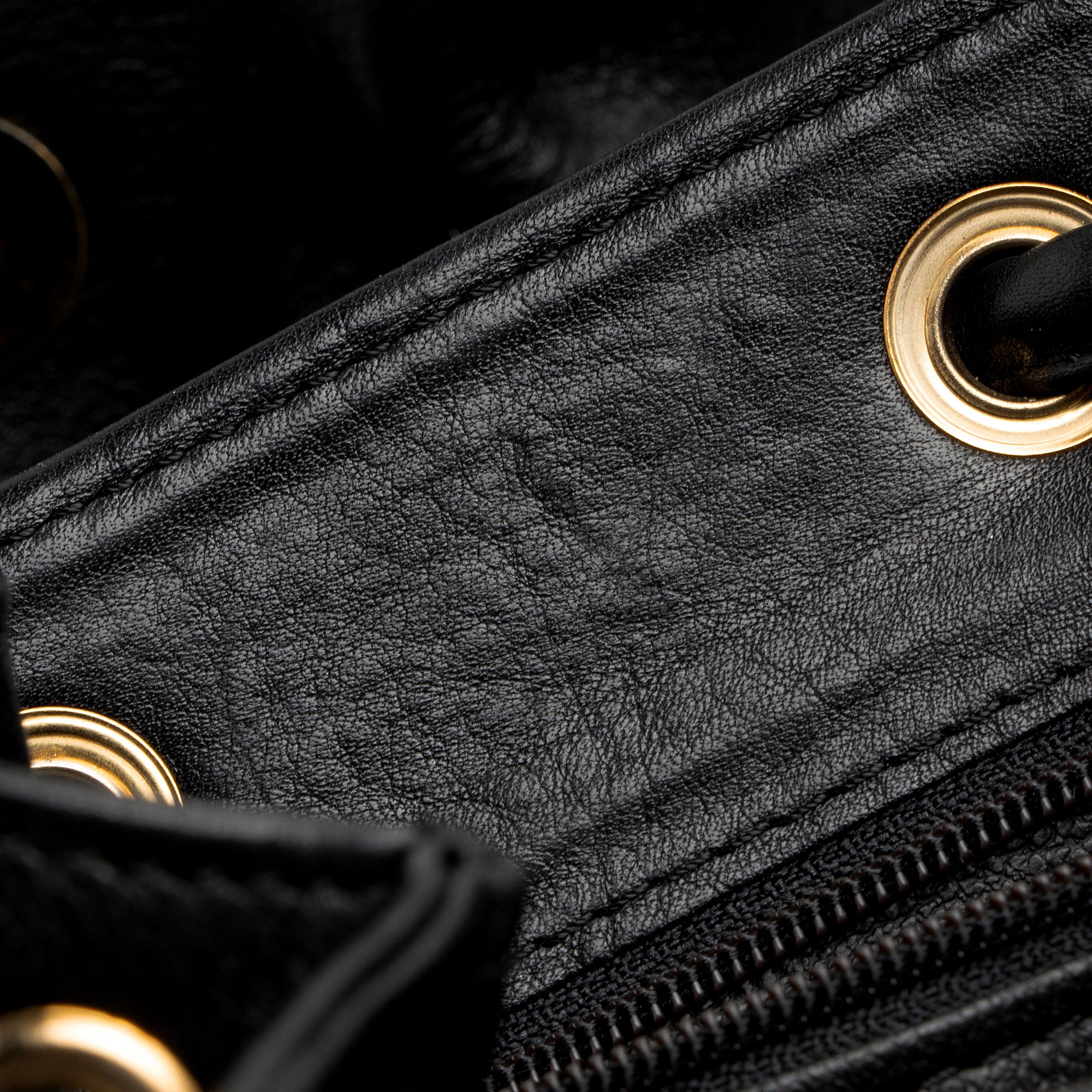 Dior Vintage Leather CD Flap Backpack (SHF-1nqomR)