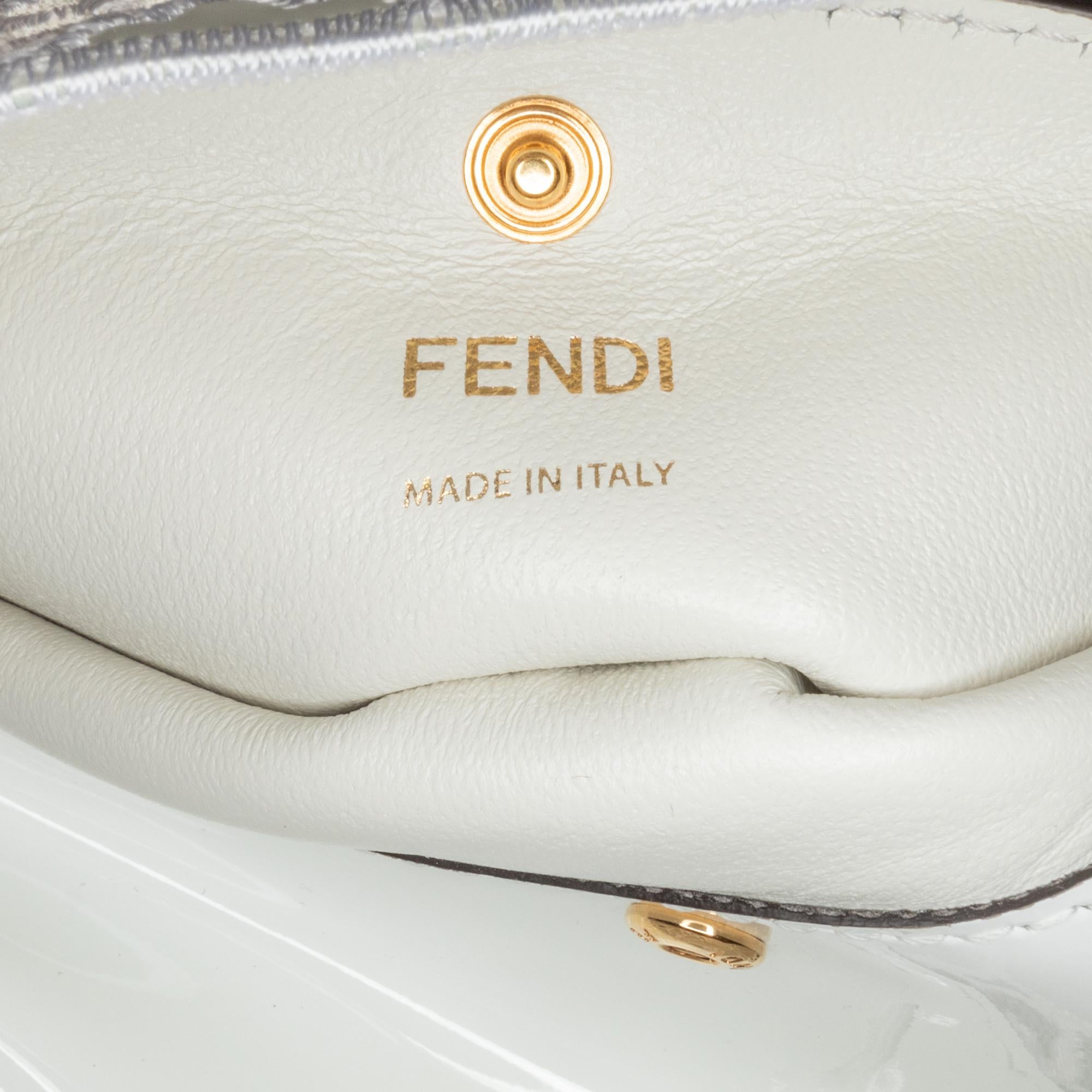Fendi Embroidered Lace Baguette Satchel (SHG-iD9Gxu)