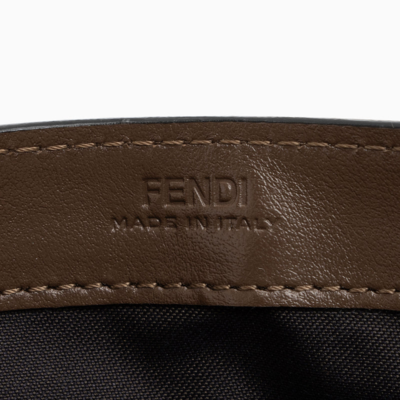 Fendi FF Embossed 1974 Continental Envelope Wallet on Chain (SHF-Vm6c4g)