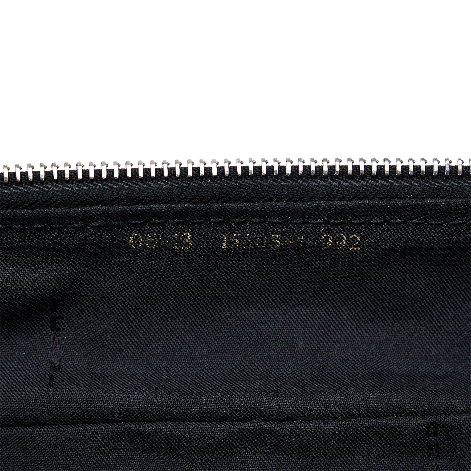 Fendi FF Vanity Bag (SHG-ySijwt)