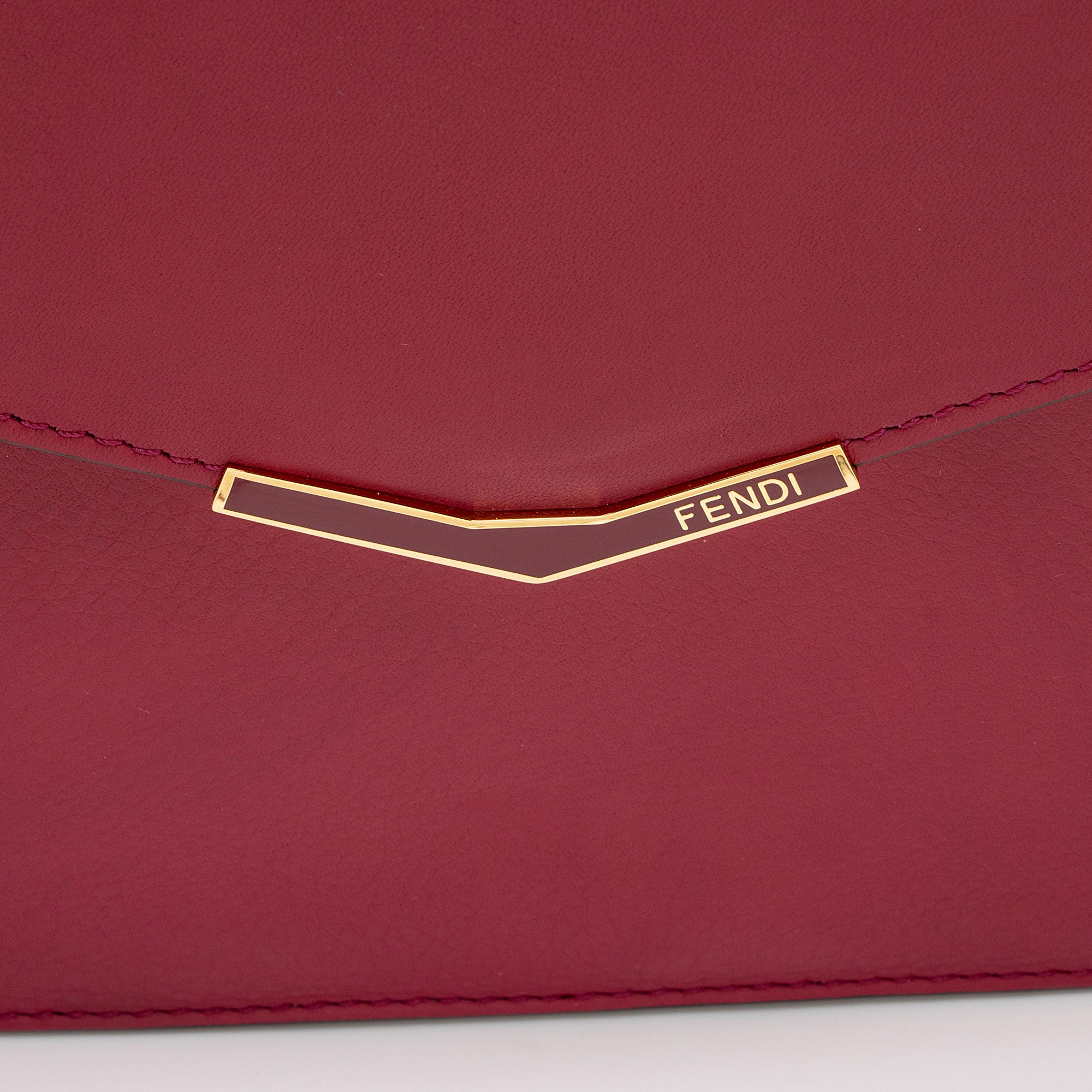 Fendi Leather 2Jours Envelope Clutch (SHF-tw1GaP)
