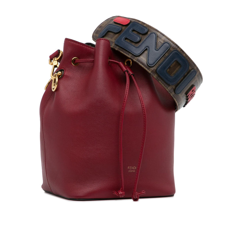 Fendi Leather Mon Tresor Bucket Bag (SHG-8qKIzU)