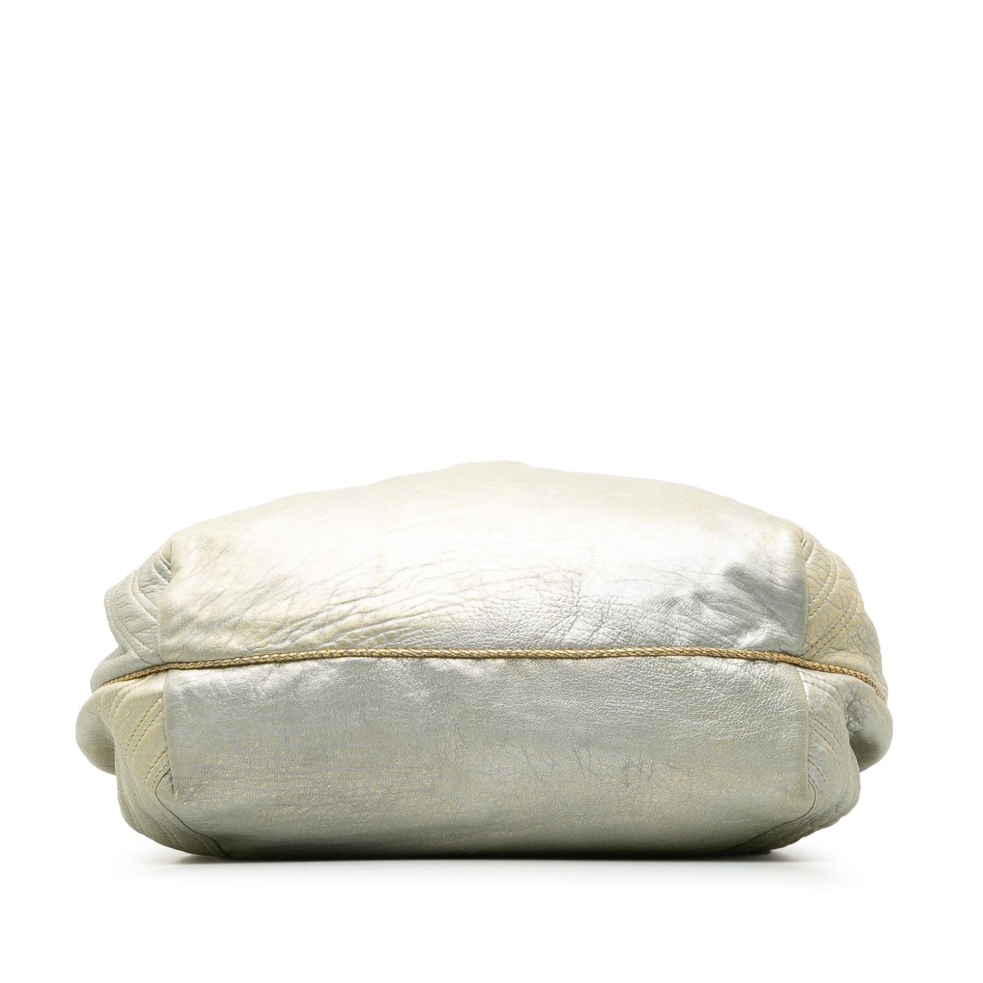 Fendi Leather Spy Handbag (SHG-D0XvGn)