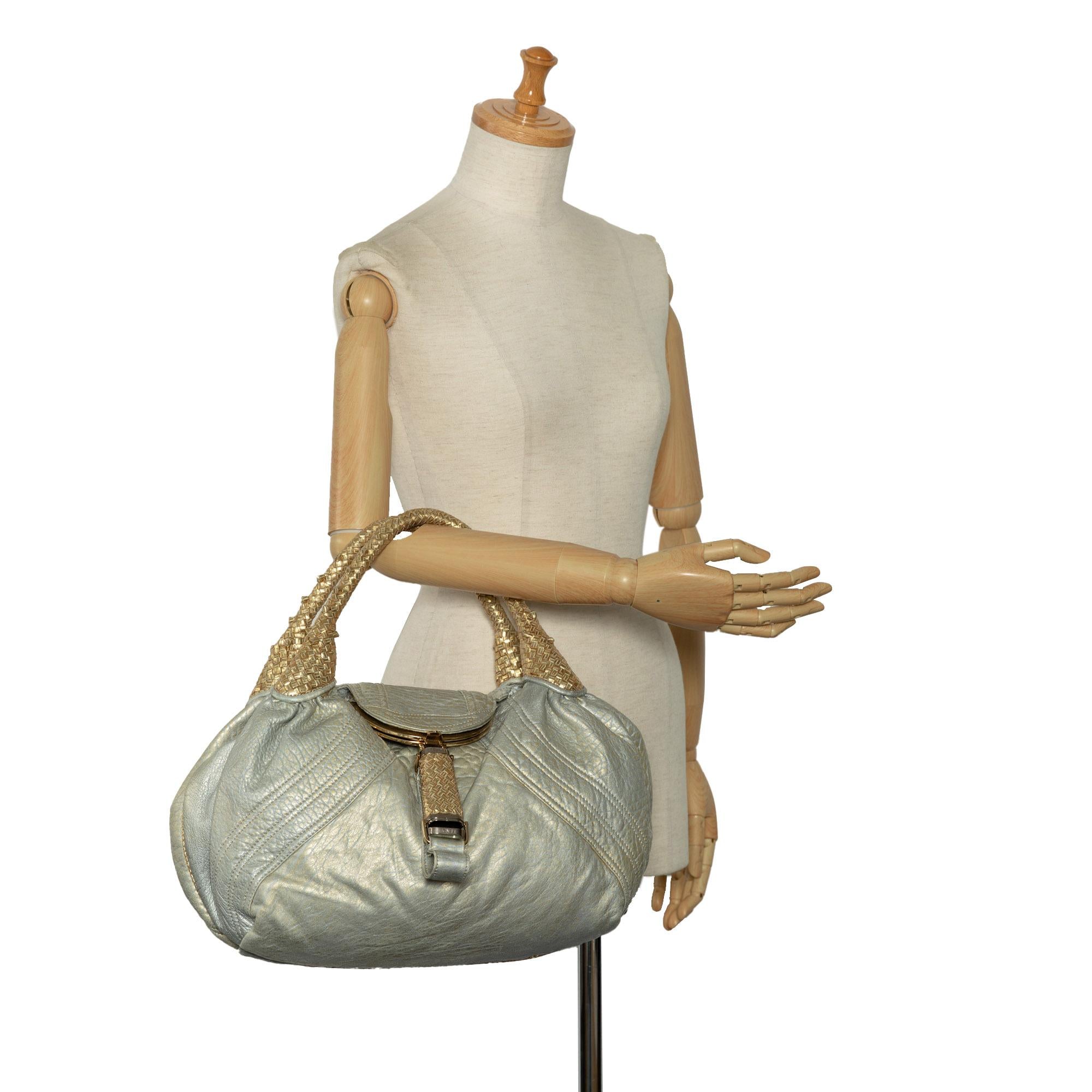 Fendi Leather Spy Handbag (SHG-D0XvGn)