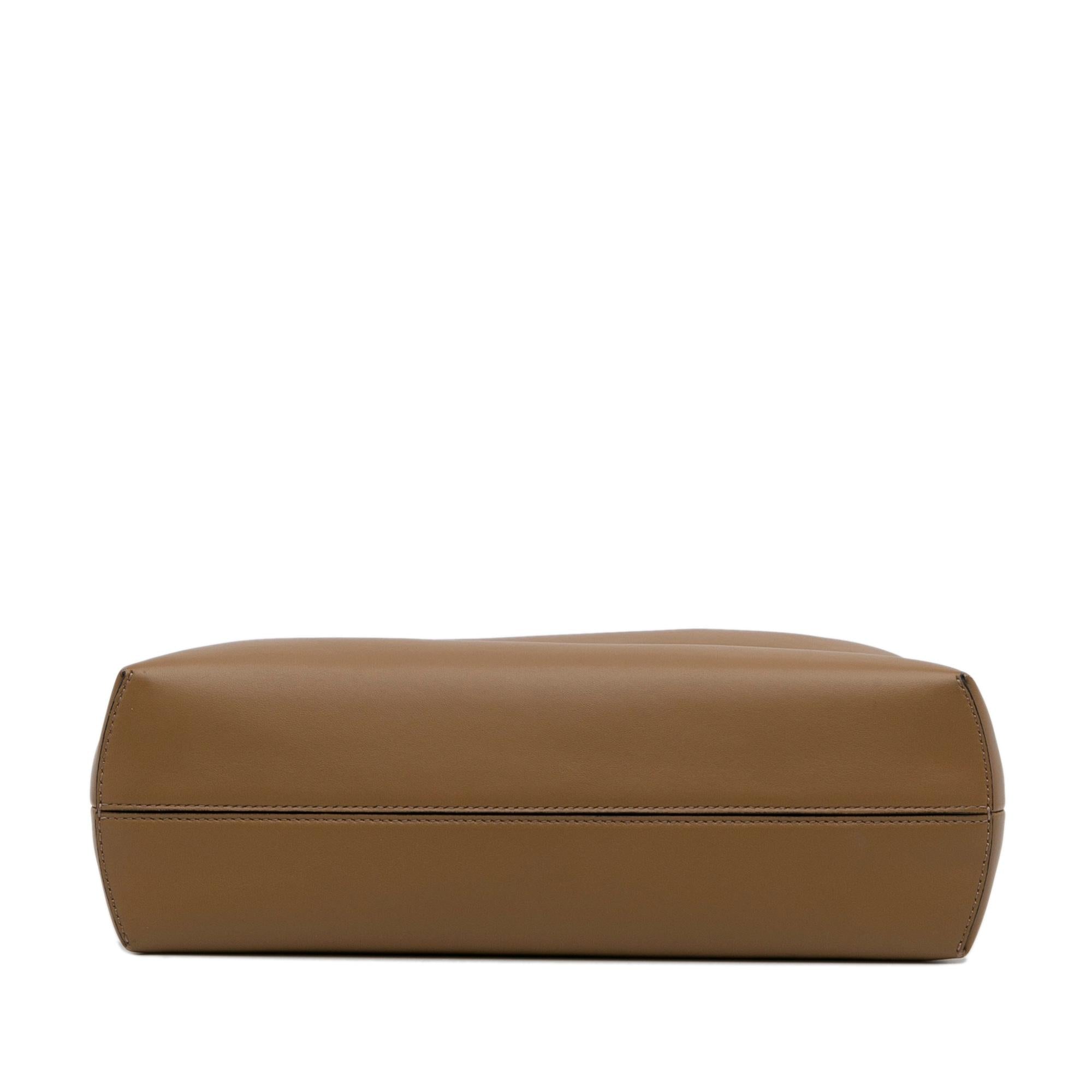 Fendi Medium Fendi First (SHG-0TbEaV)