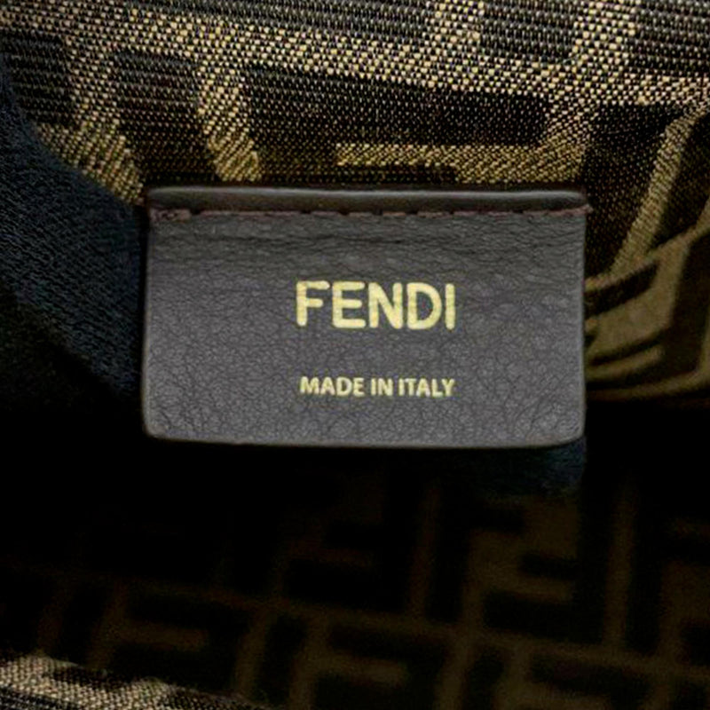 Fendi Medium Fendi First (SHG-Q6S7hb)