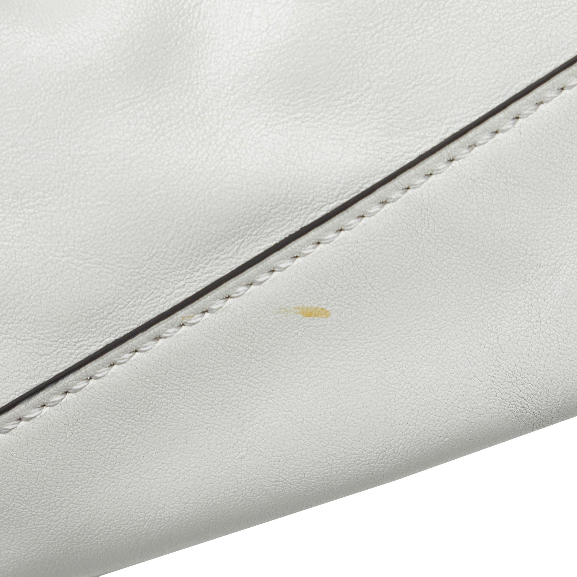Fendi Medium Glacier FF Tote (SHG-vgVXhg)