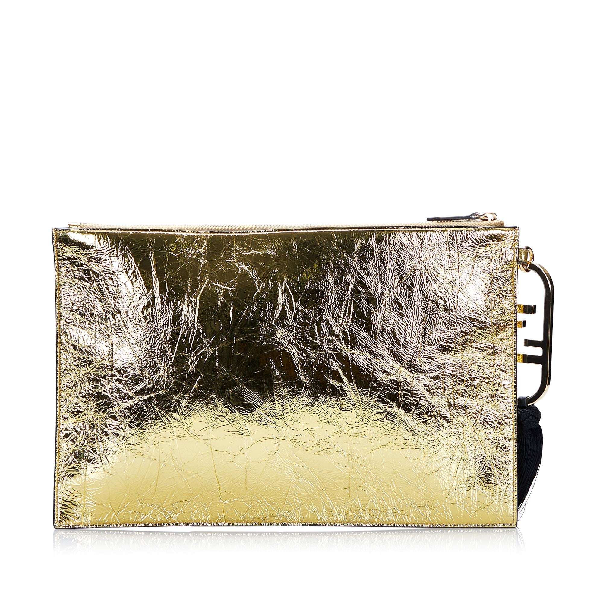 Fendi Metallic FF Tassel Clutch Bag (SHG-TuKBOV)