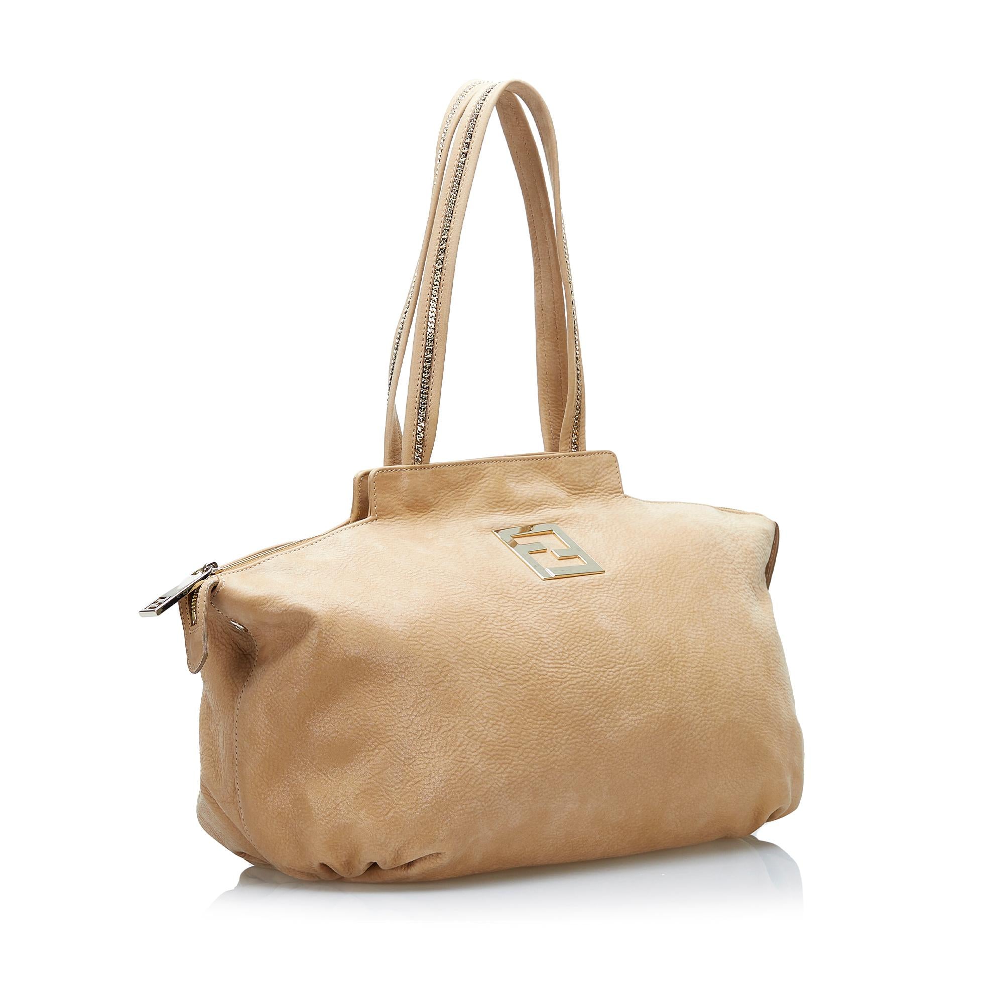 【FENDI】ショルダーバッグ Fendi Nubuck Chains Tote (SHG-36773)