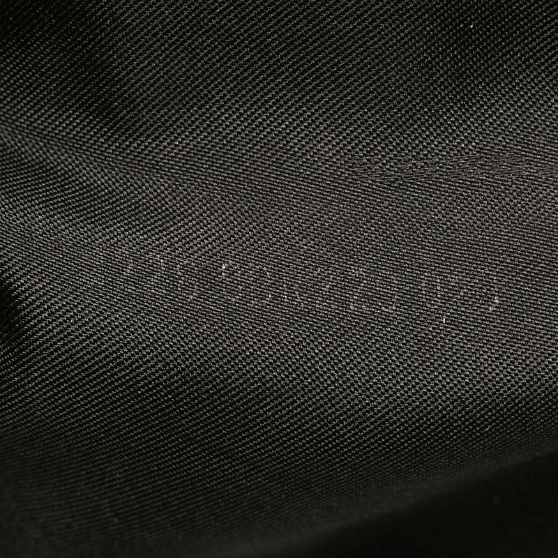 Fendi Oyster Shoulder Bag (SHG-DL89xb)