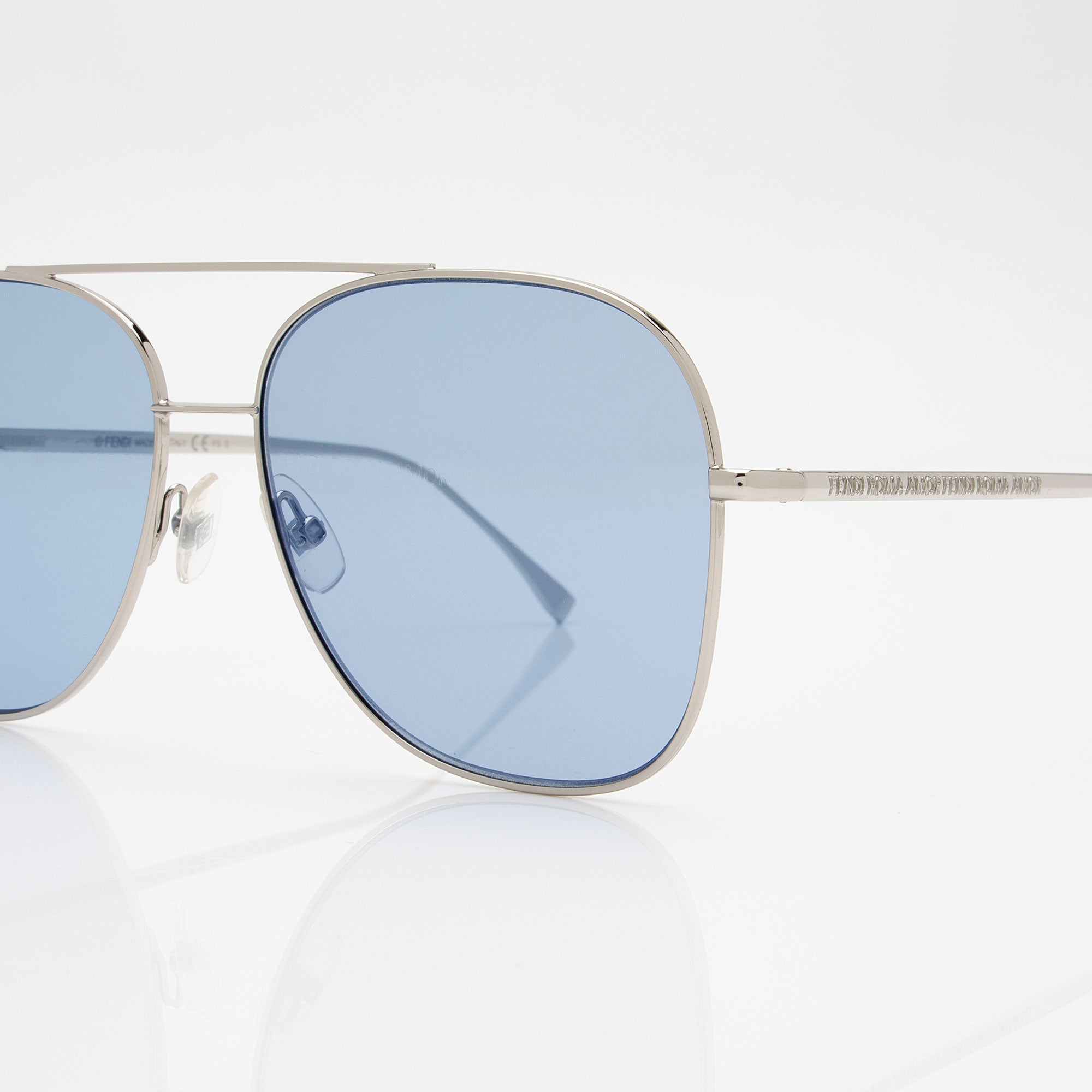 Fendi Roma Amor Hologram Aviator Sunglasses (SHF-Twvv3H)
