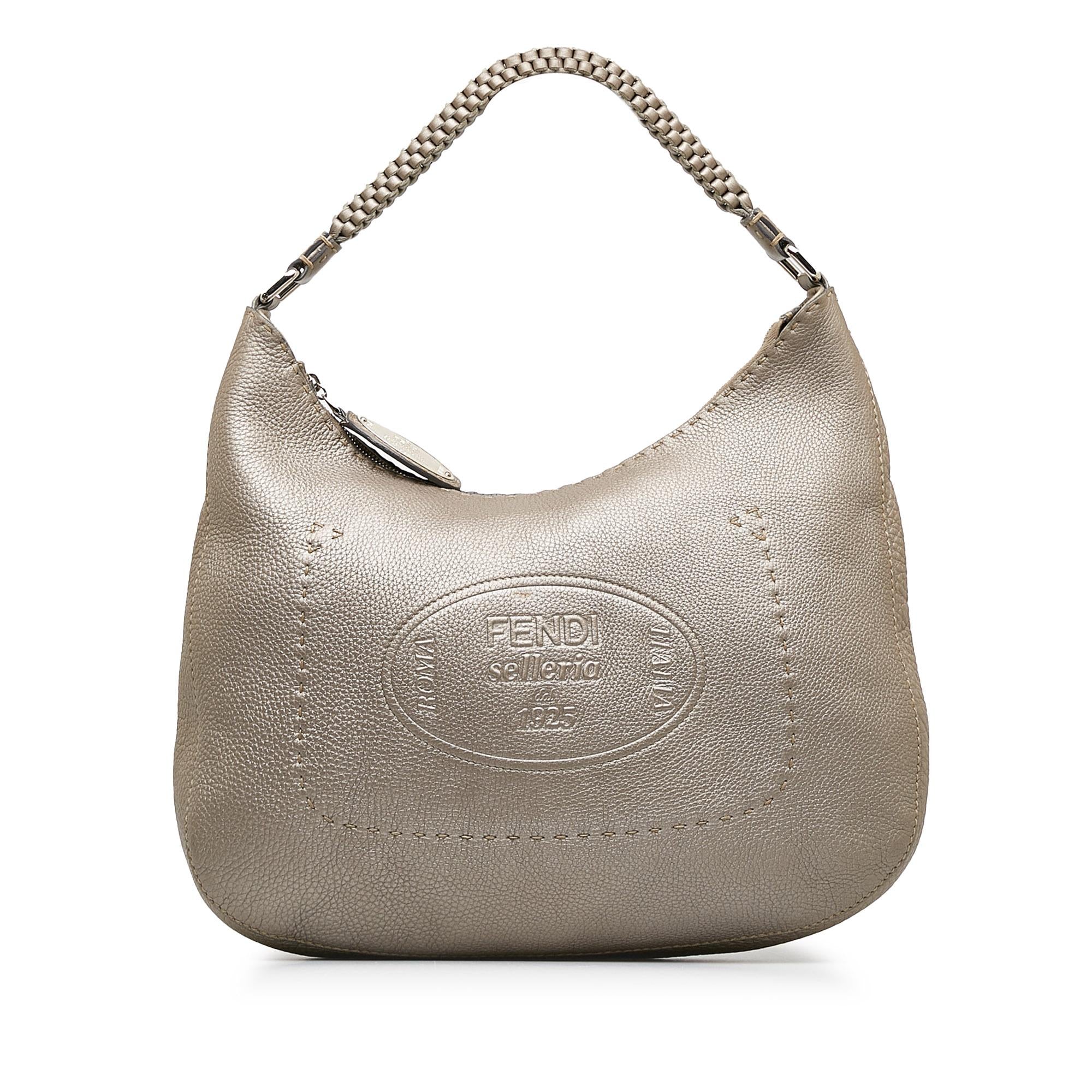 Fendi Selleria Hobo Bag (SHG-obZPMm)