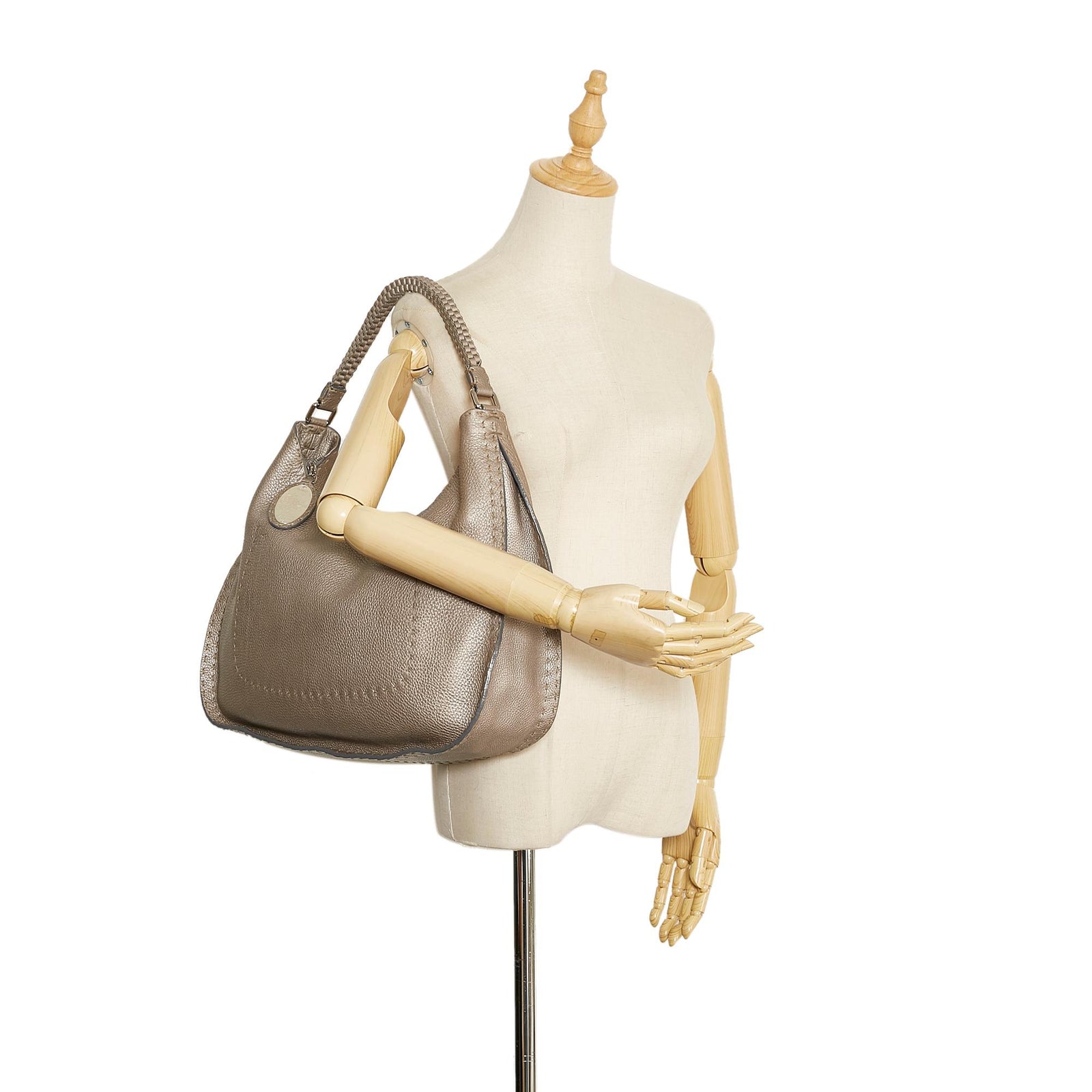 Fendi Selleria Shoulder Bag SHG vAr0QG LuxeDH