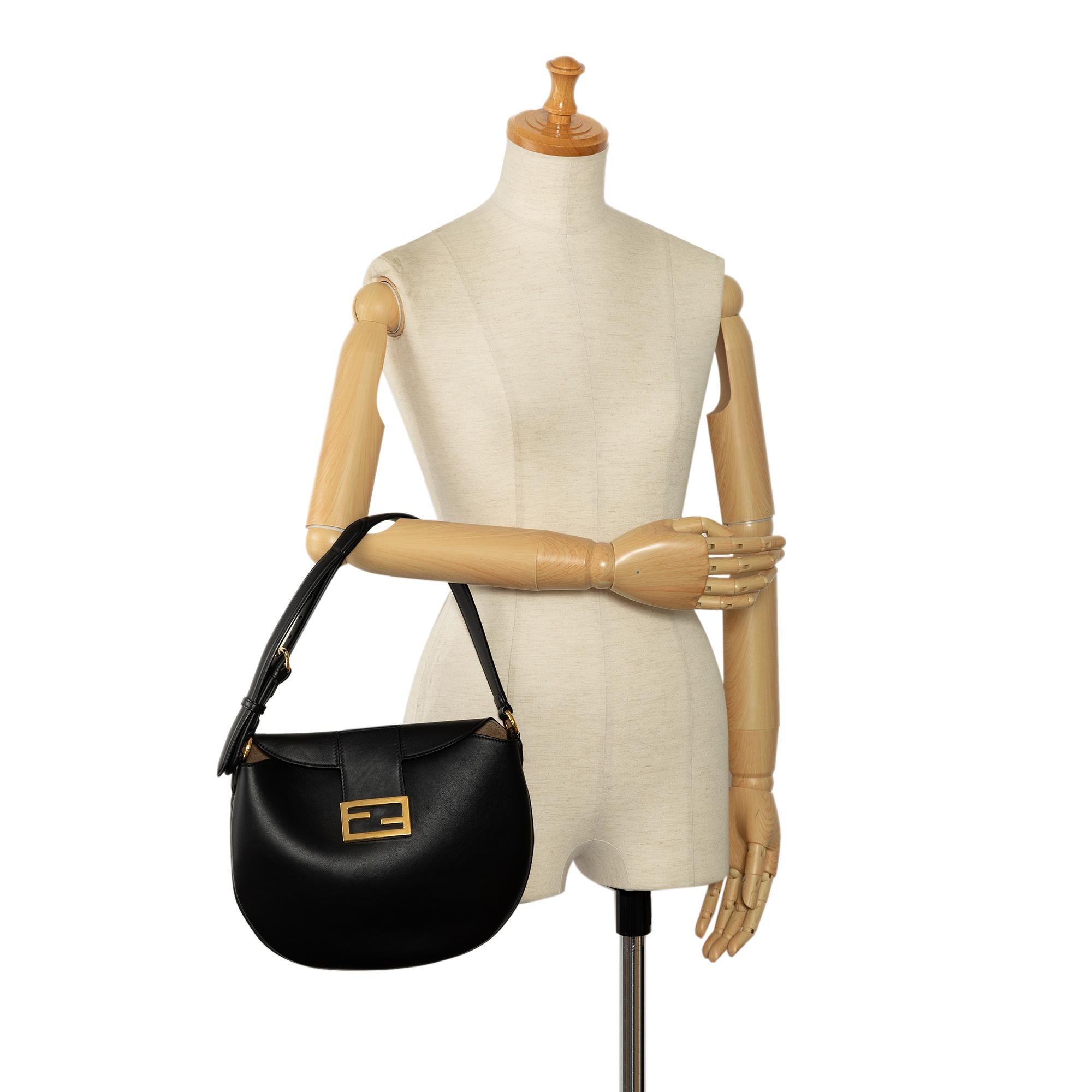 Fendi Small Leather Croissant Hobo (SHG-DNdErr)