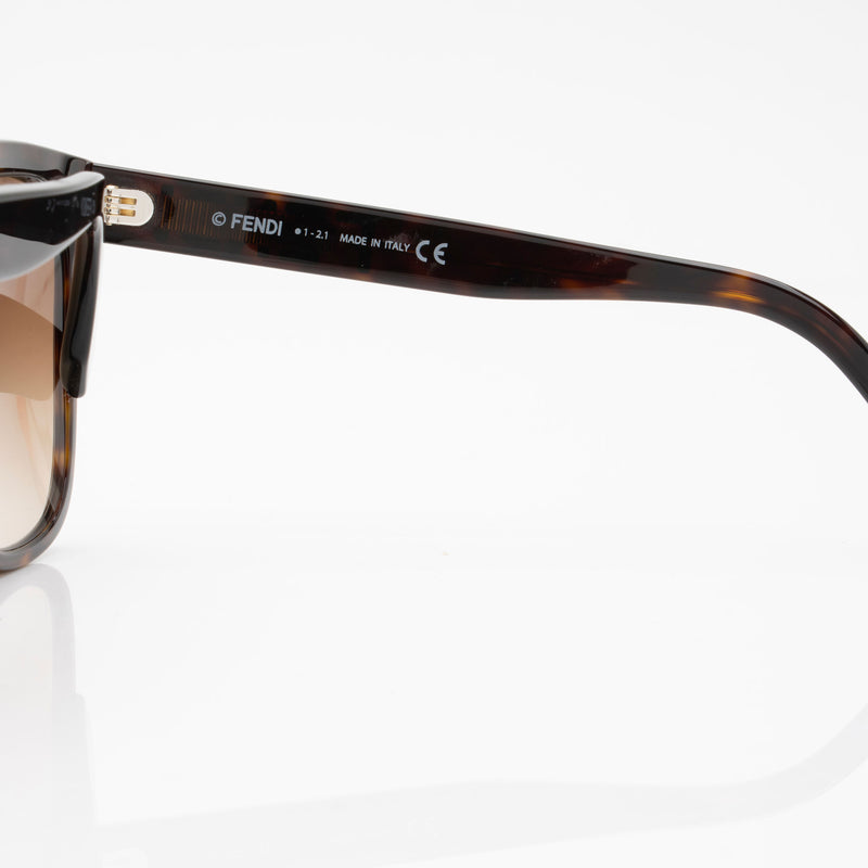 Fendi Square Sunglasses (SHF-Xy3xcF)