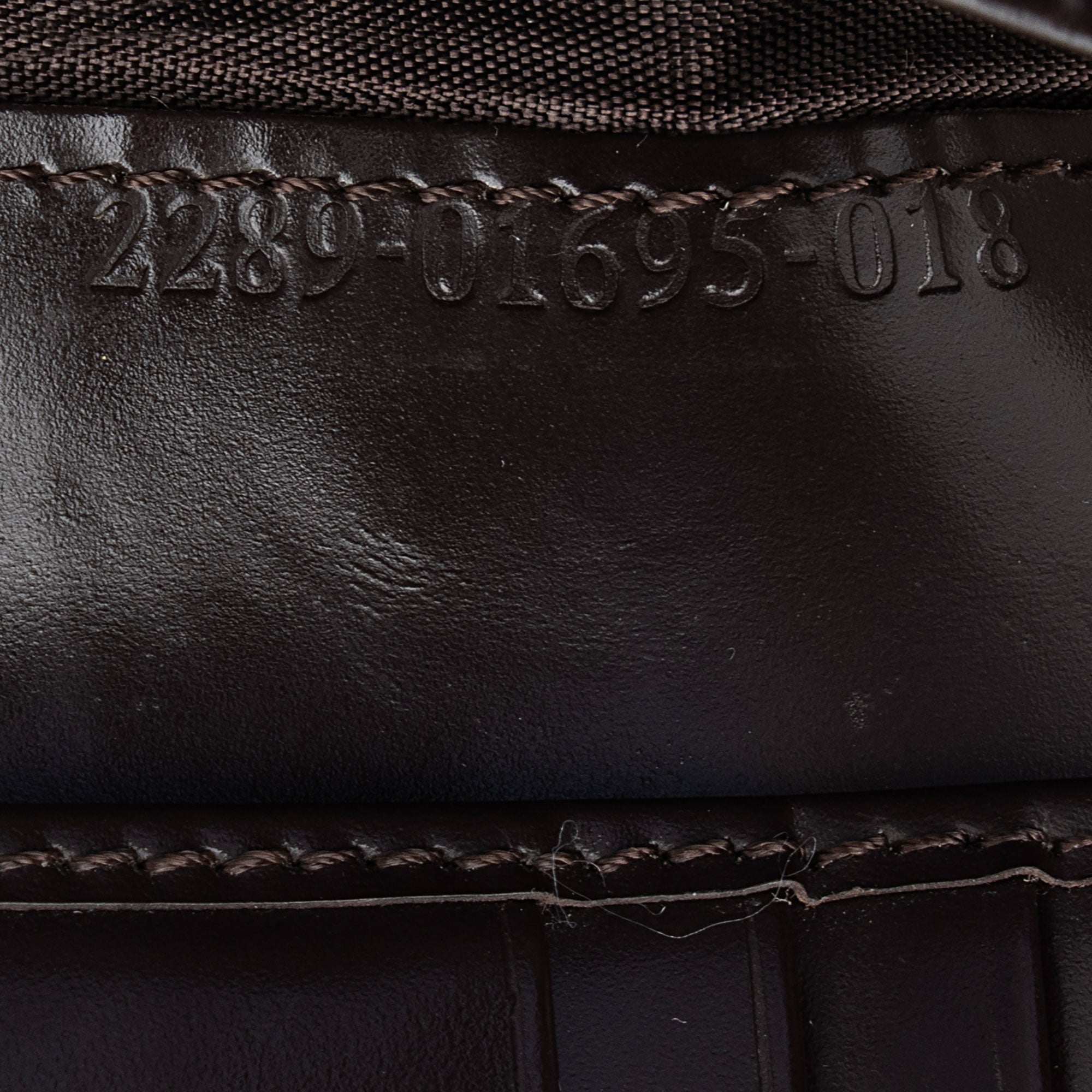 Fendi Vintage Zucca Compact Wallet (SHF-Nzxwj2)