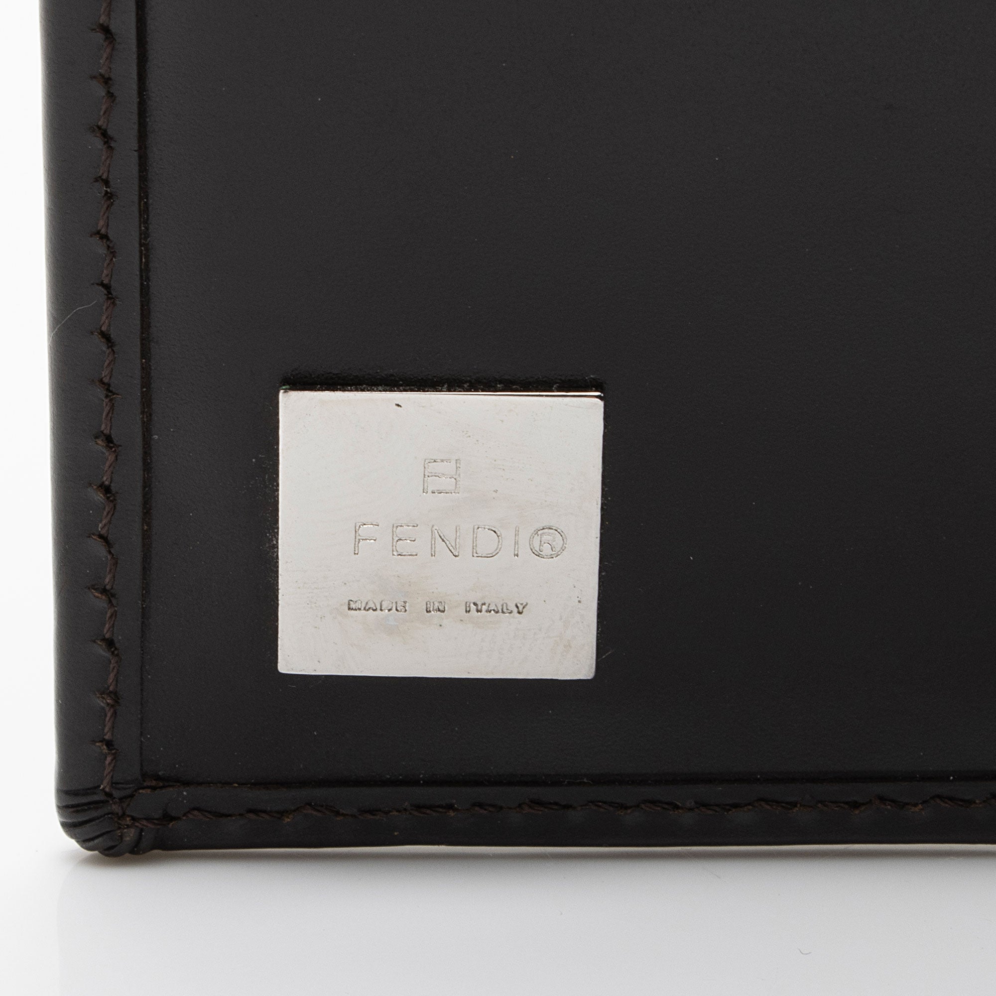 Fendi Vintage Zucca Compact Wallet (SHF-Nzxwj2)