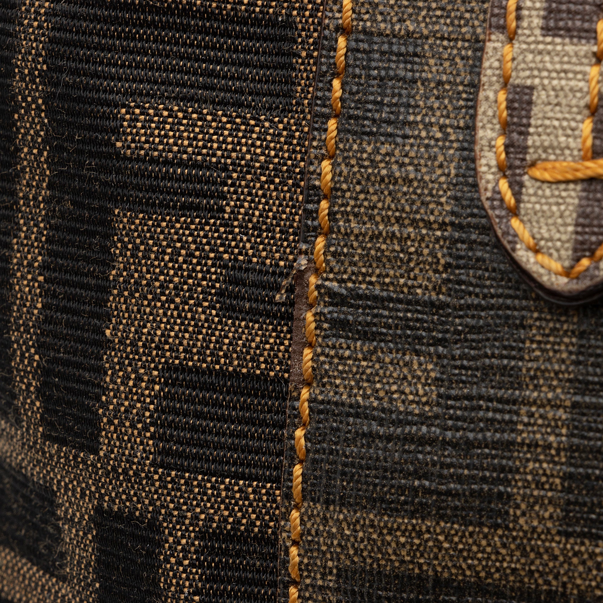 Fendi Zucca B Mix Medium Boston Bag (SHF-EoAec3)