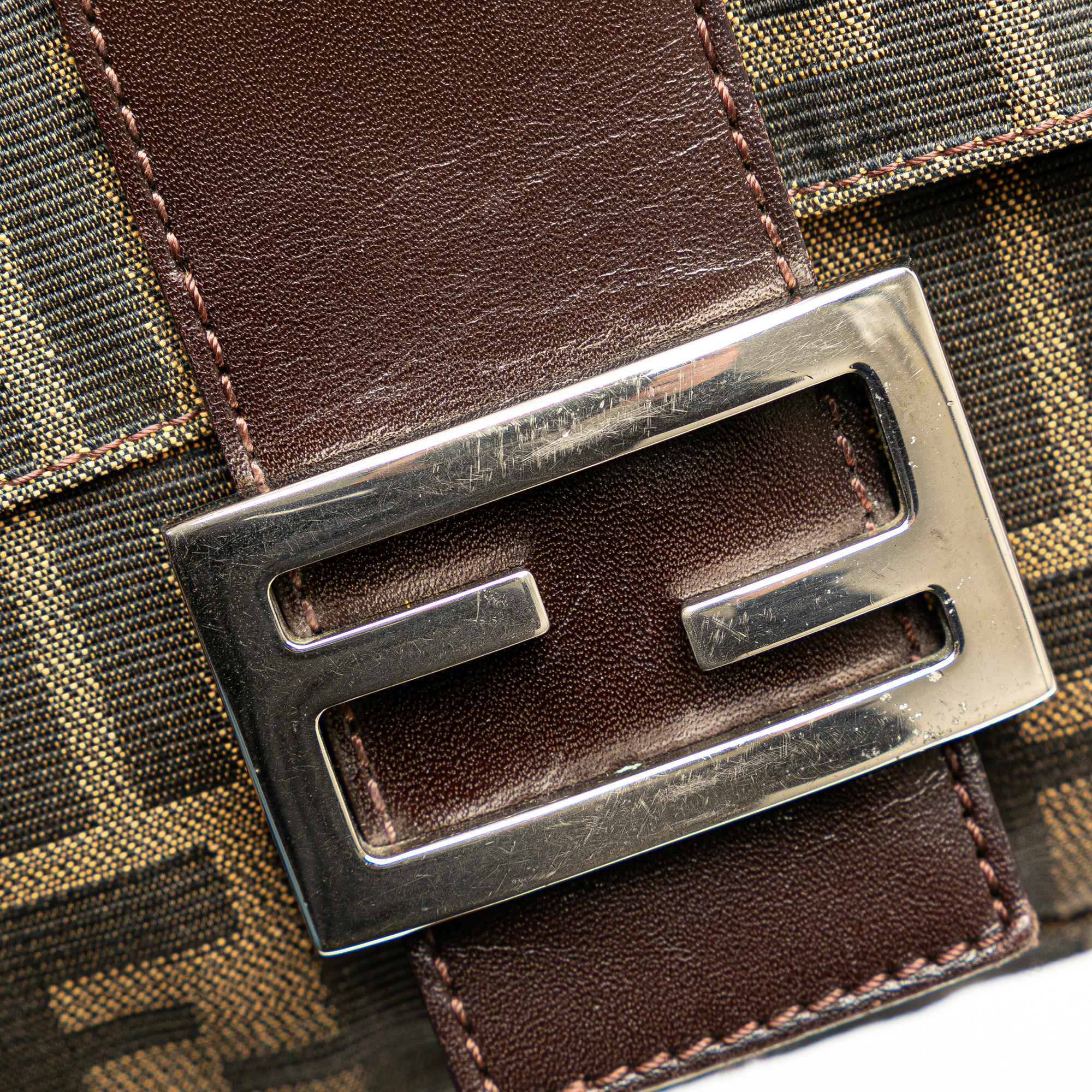 Fendi Zucca Canvas Baguette (SHG-cTex3N)