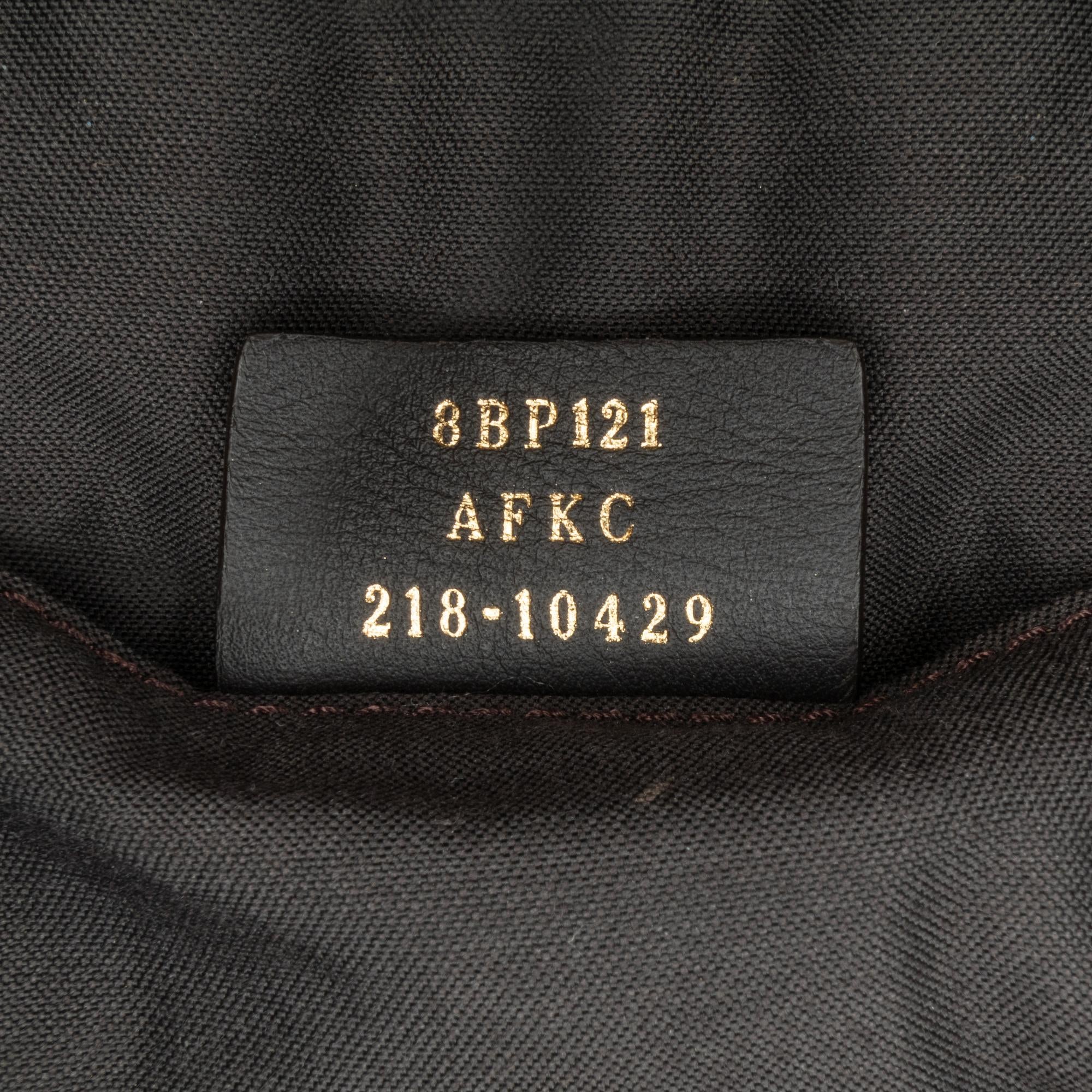 Fendi Zucca Canvas Shell Clutch (SHG-EBnBJ0)