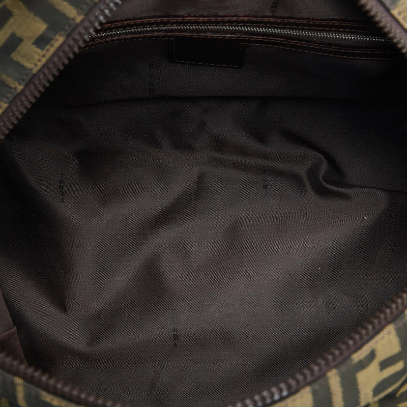 Fendi Zucca Canvas Shoulder Bag (SHG-x2dtKP)